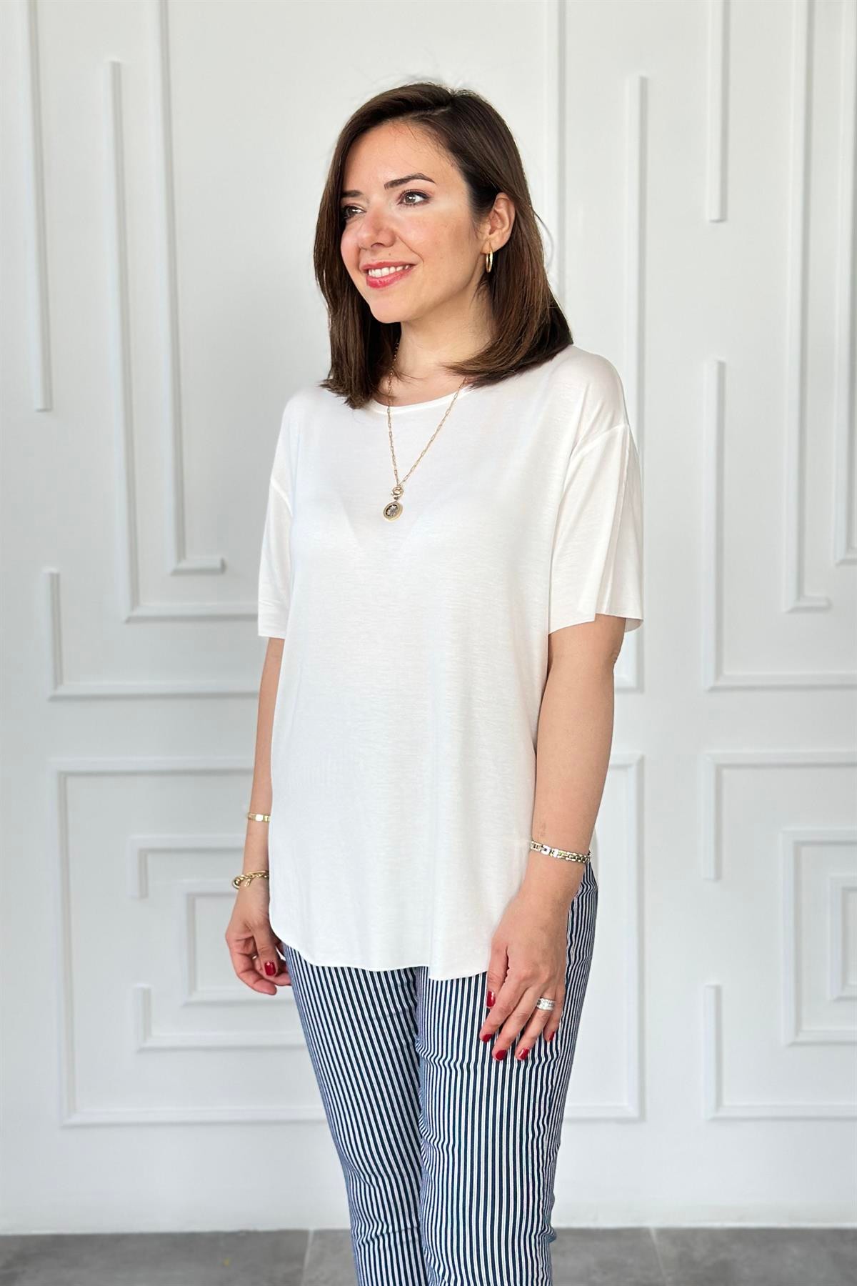Bisiklet Yaka Basic T-Shirt