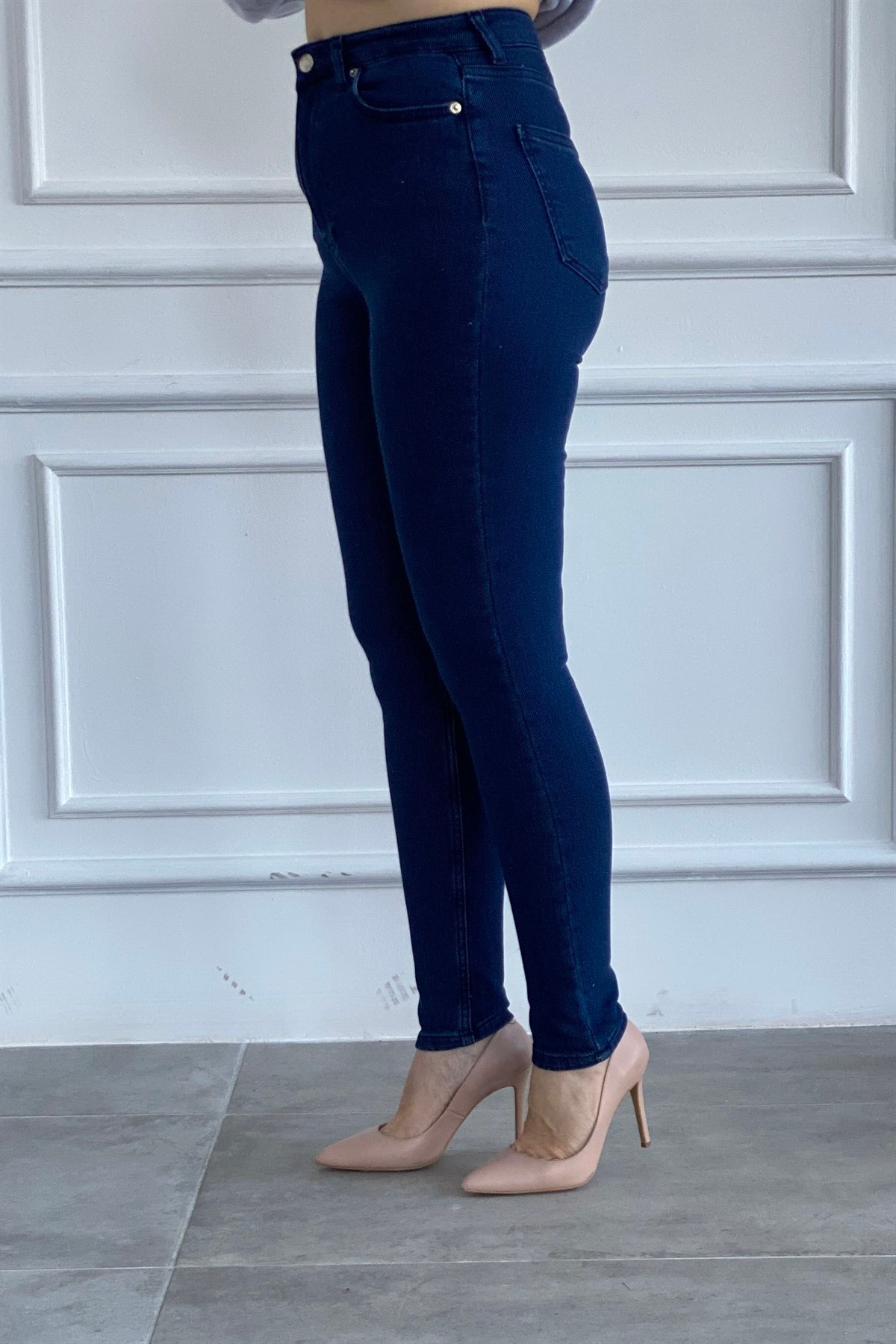 Dokuma Detaylı Dar Paça Slim Fit Kot Pantolon