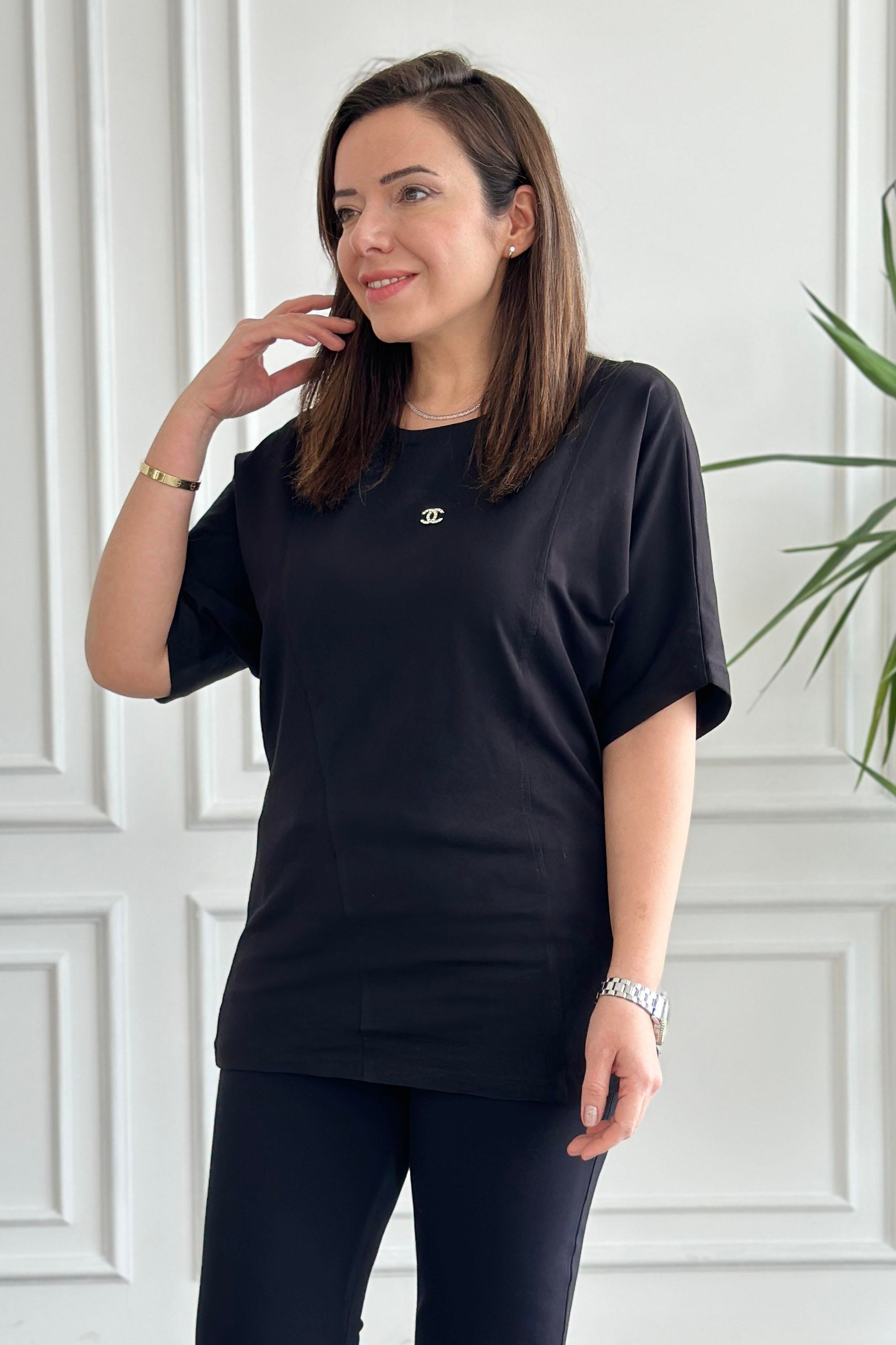 Bisiklet Yaka Önü Taş Ve Dikiş Detaylı T-Shirt