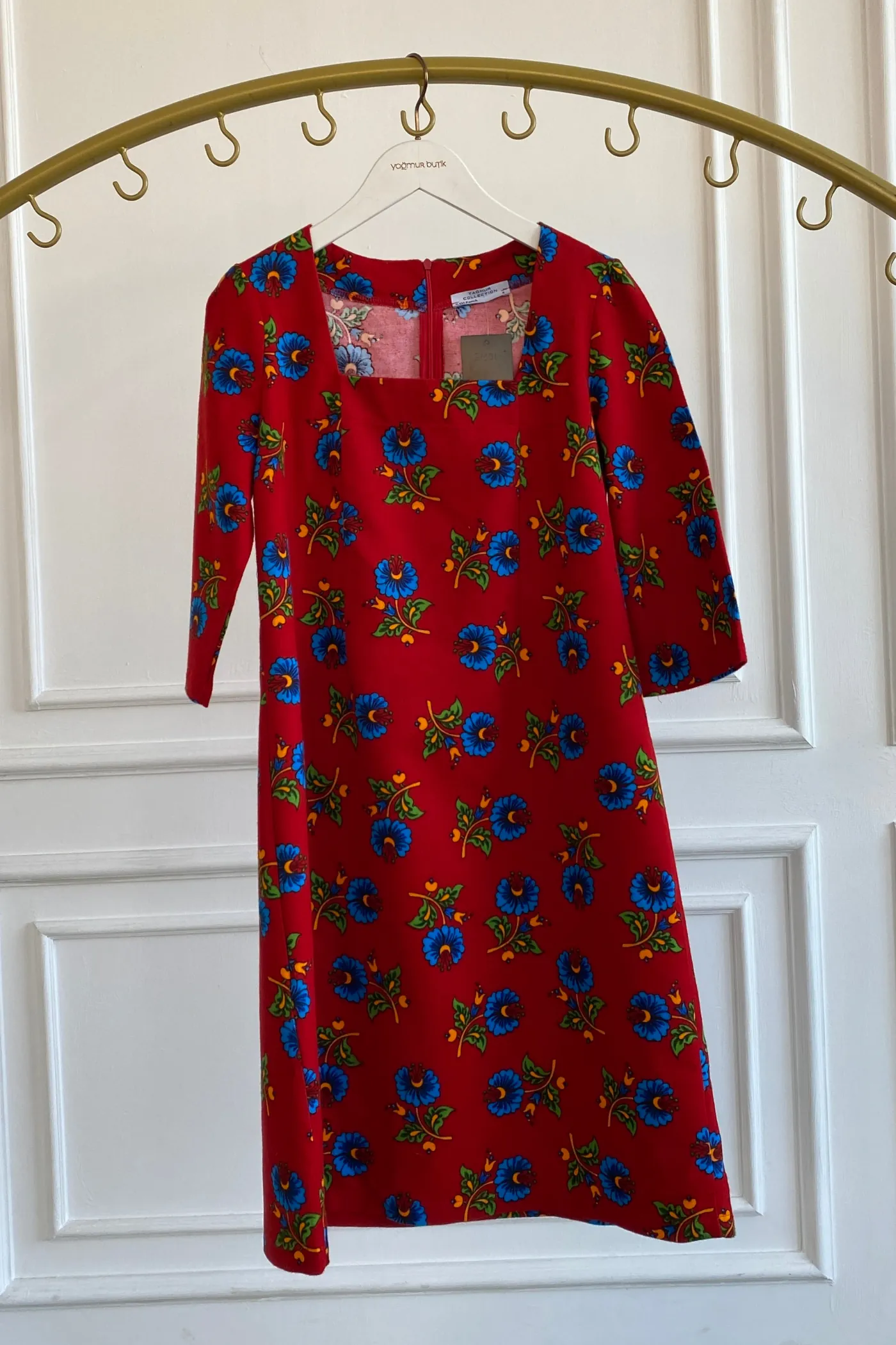 Kare Yaka Pazen Elbise - KIRMIZI