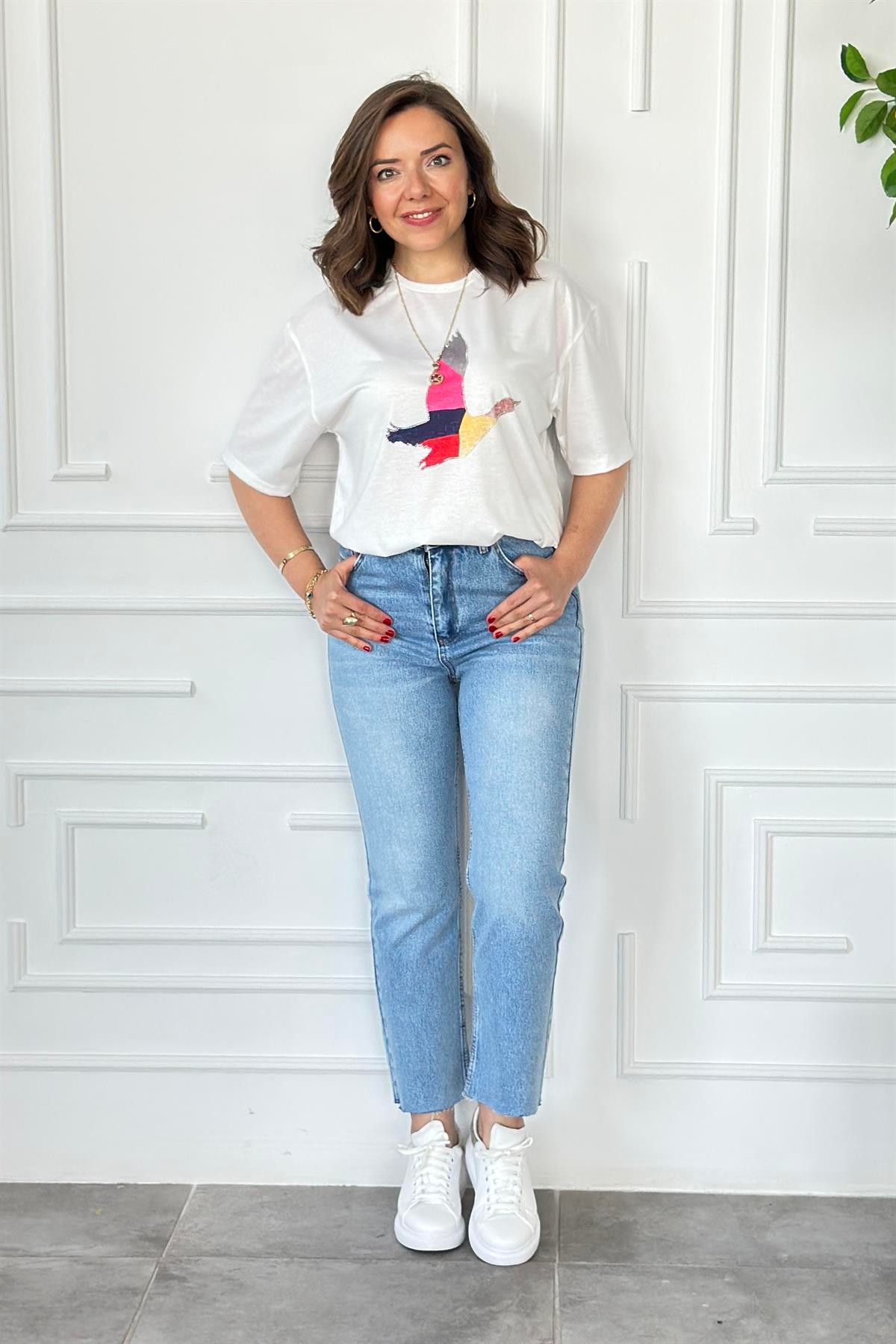 Kuş Baskılı Taş Detaylı T-Shirt