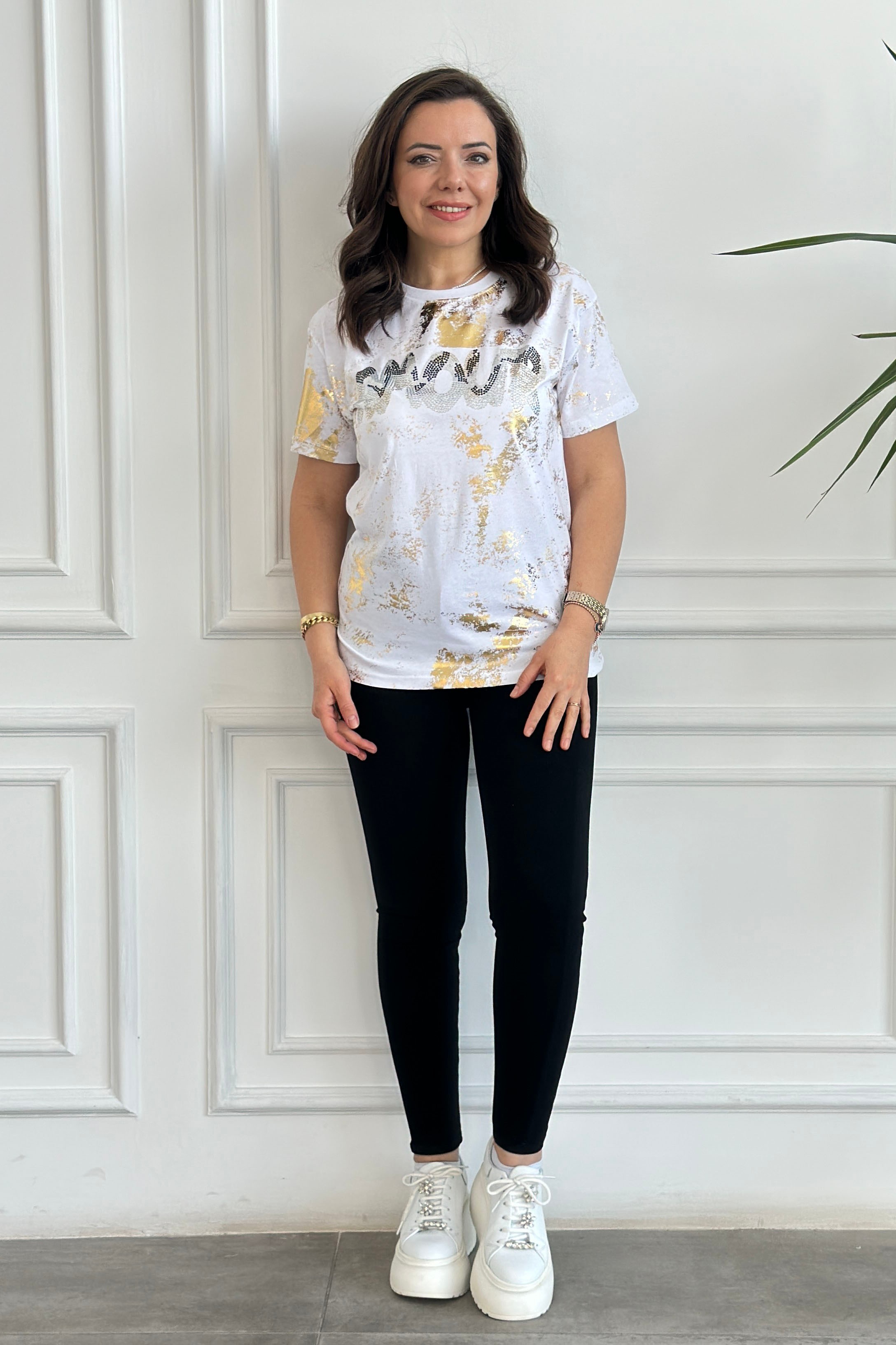 Bisiklet Yaka Önü Yazı Ve Taş Baskılı T-Shirt