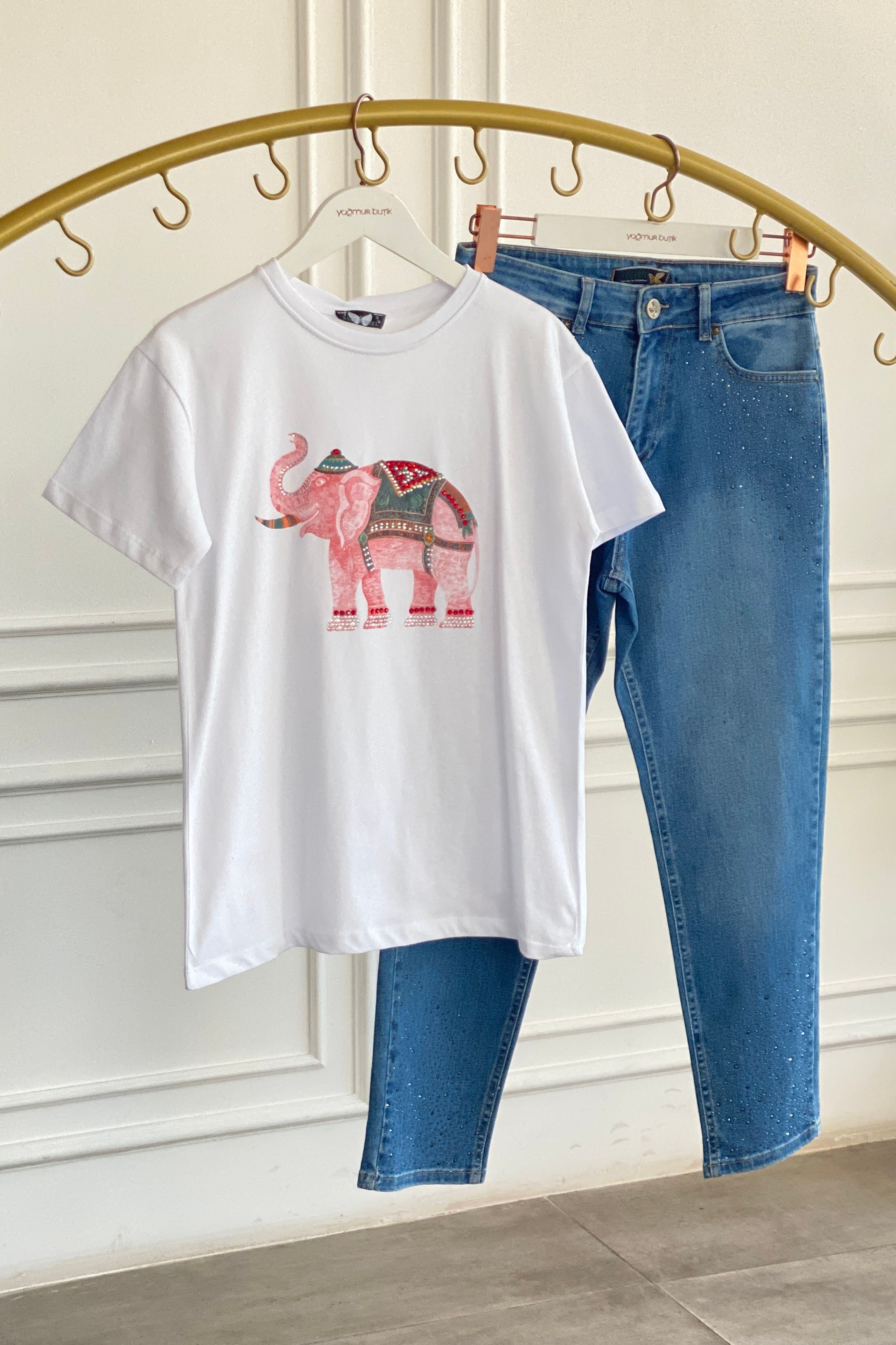 Bisiklet Yaka Fil Baskılı T-Shirt