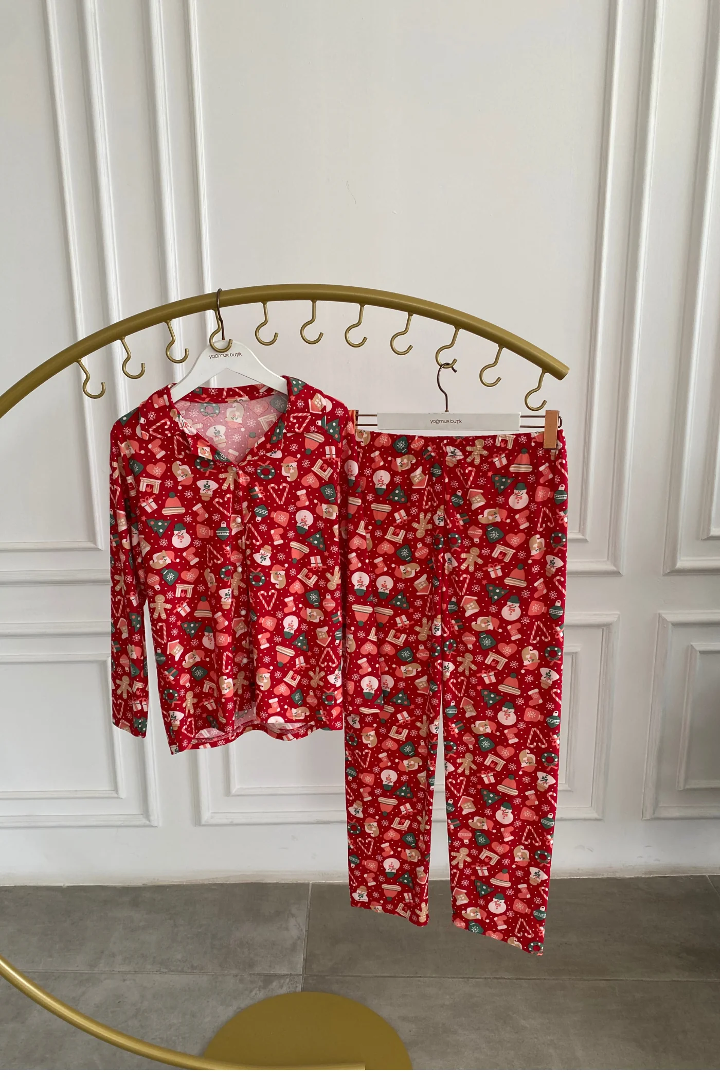 Noel Desenli Pijama Takımı - KIRMIZI YESIL