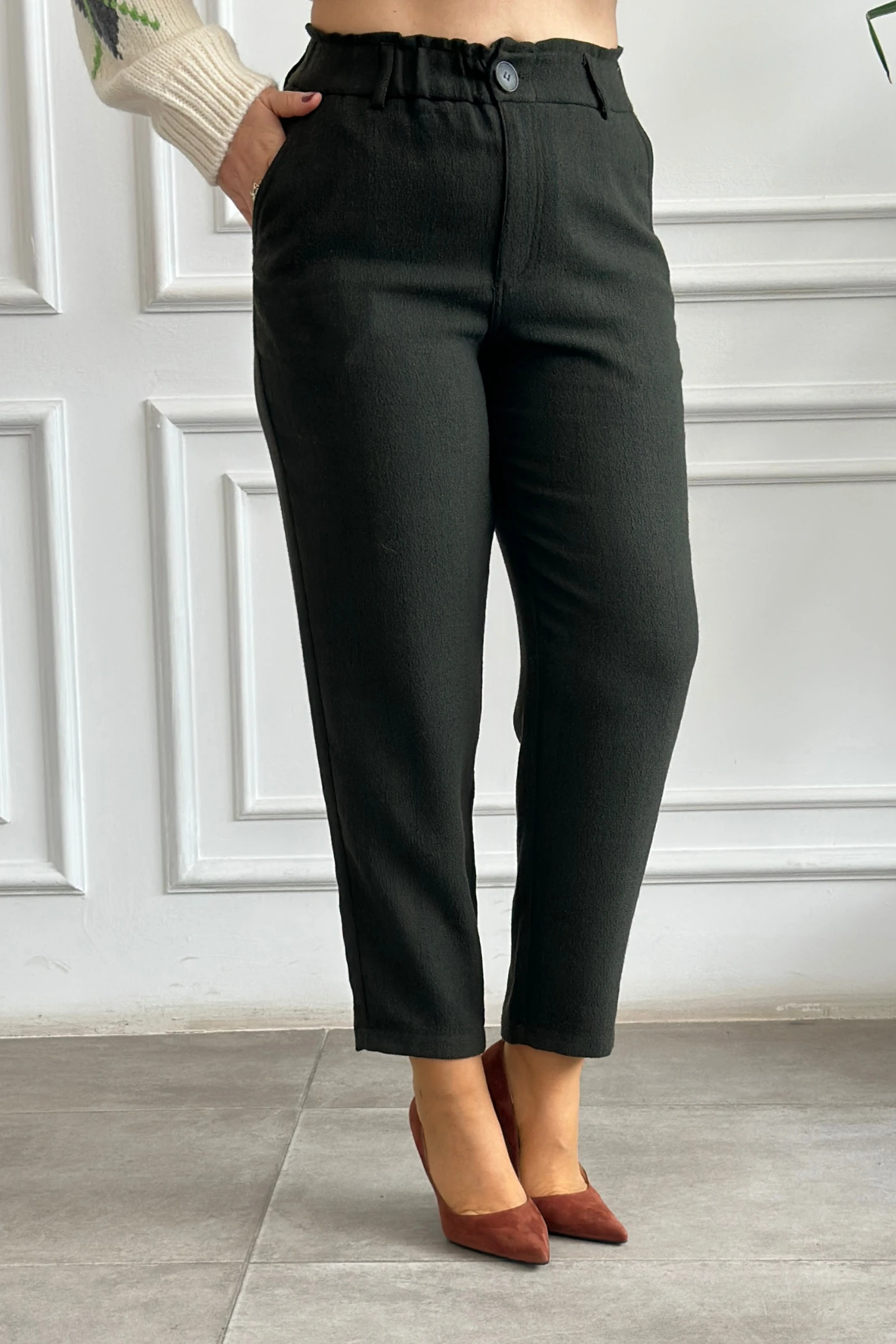 Beli Lastikli Çizgili Havuç Paça Pantolon