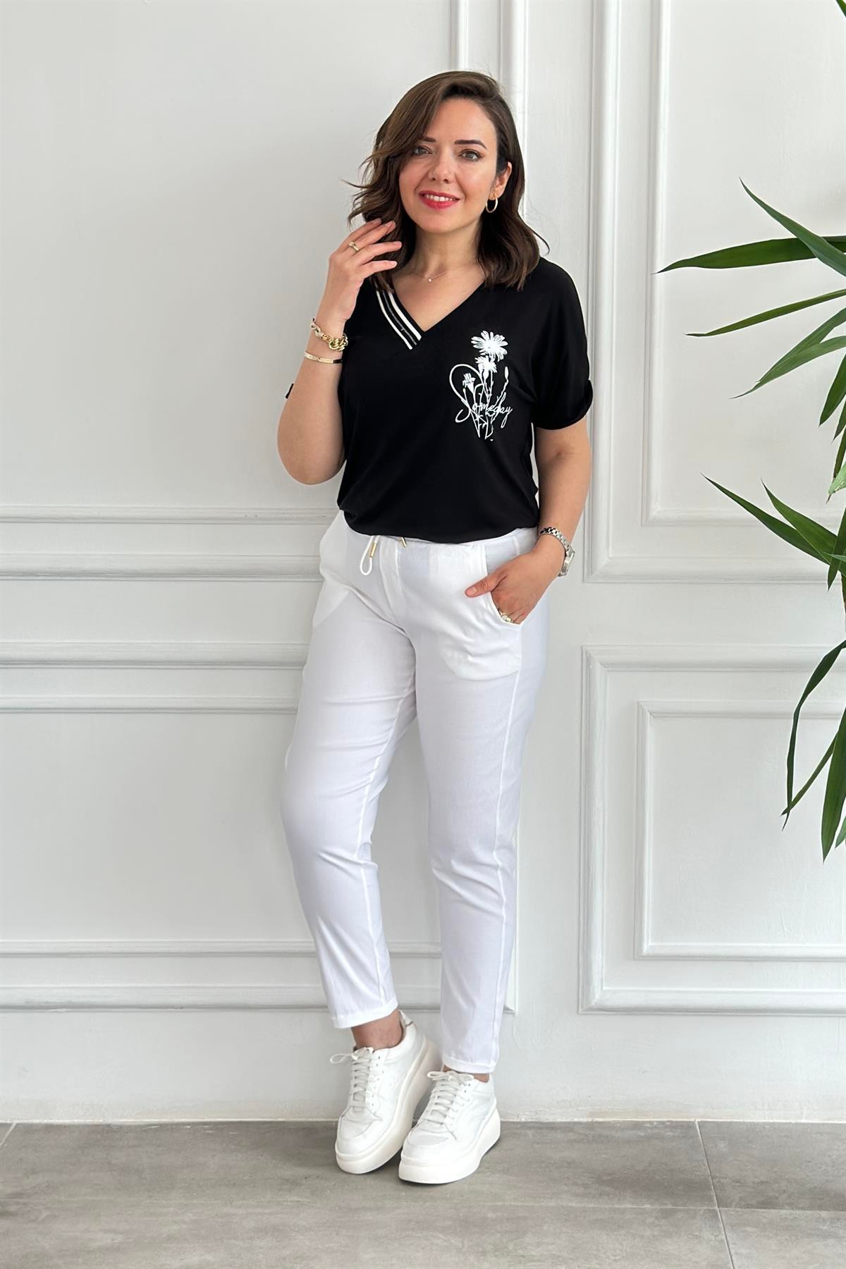 V yaka Önü Çiçek Baskılı T-Shirt