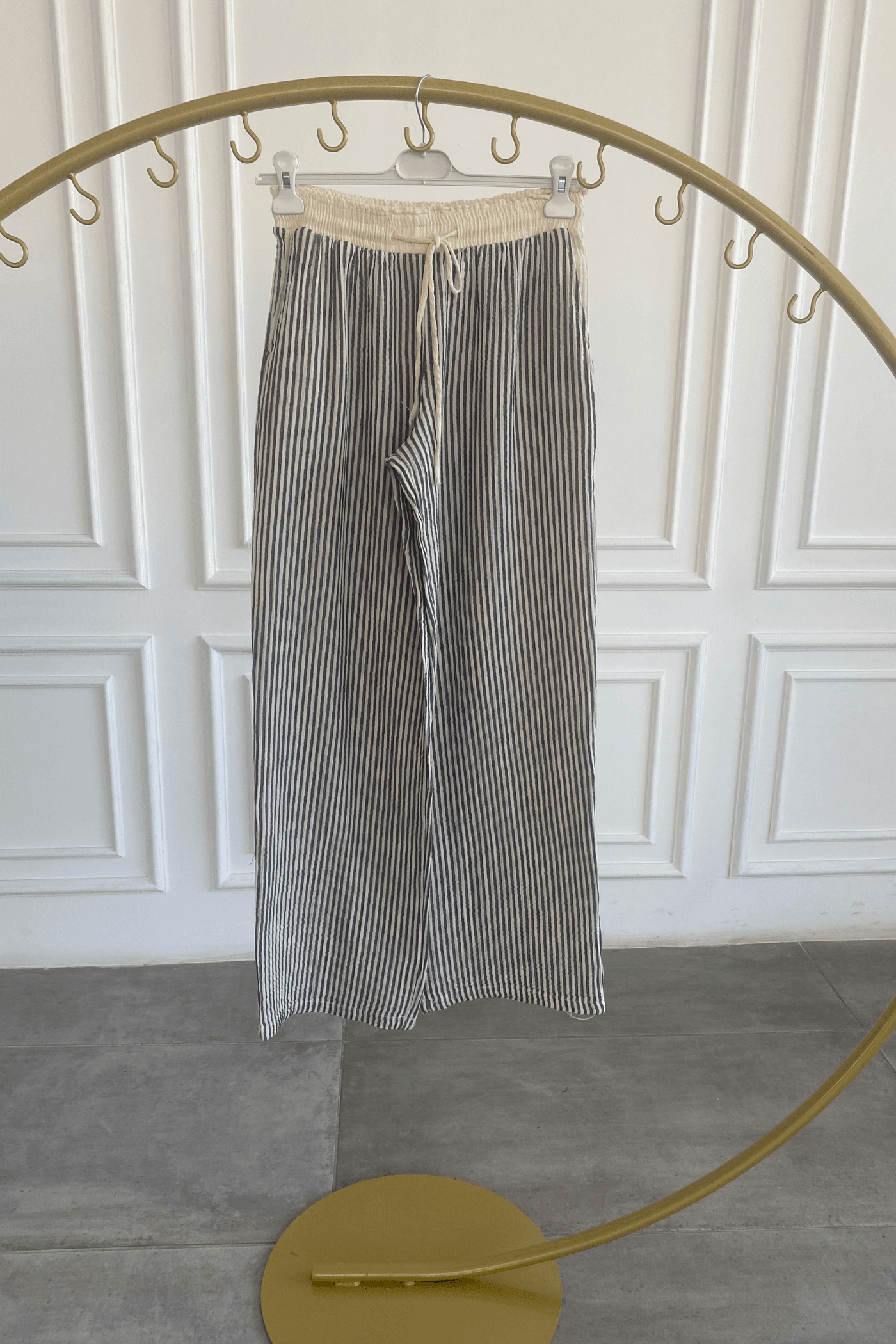 Beli Lastikli Müslin Çizgili Pantolon