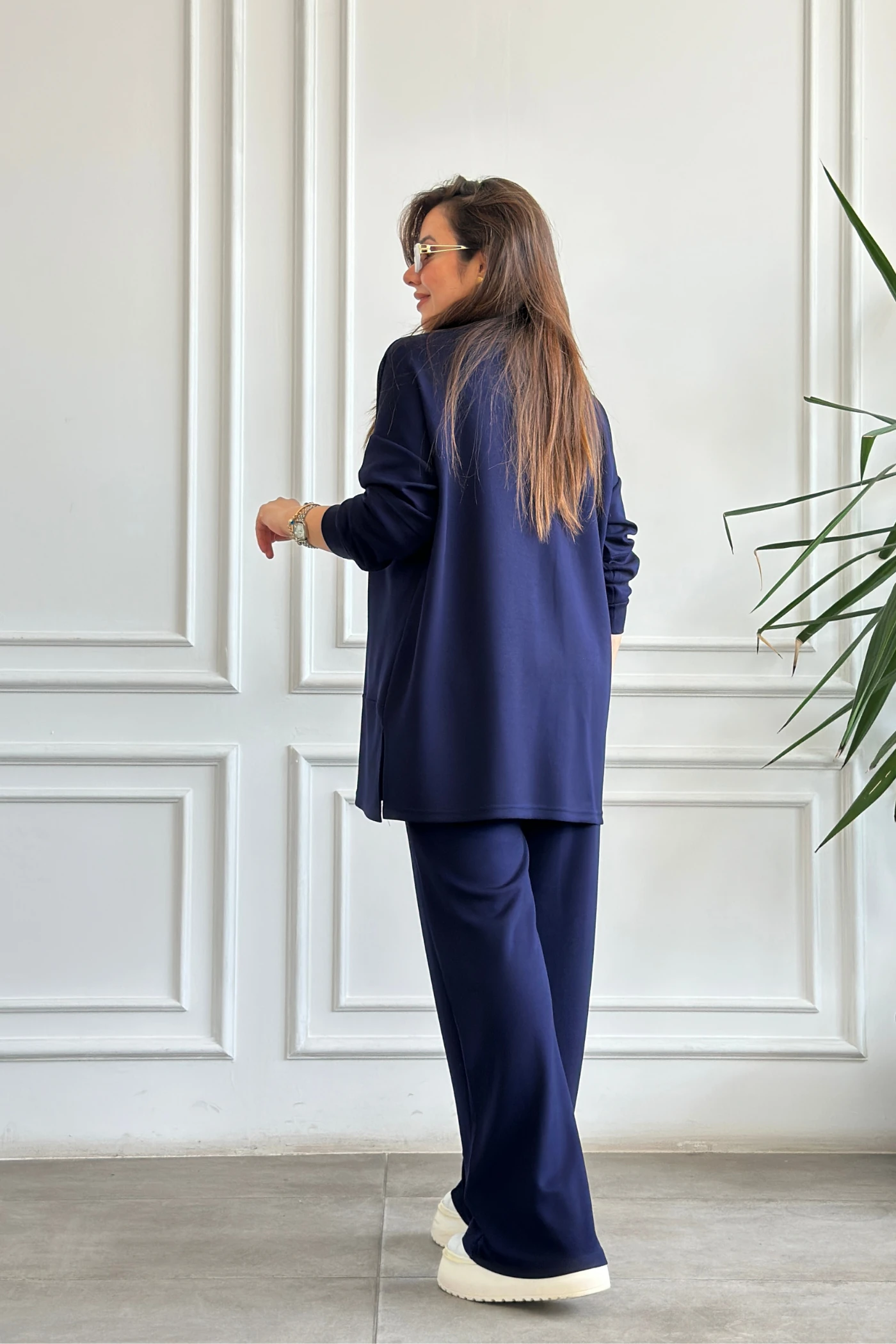 Önü Taş Detaylı Takım - LACIVERT