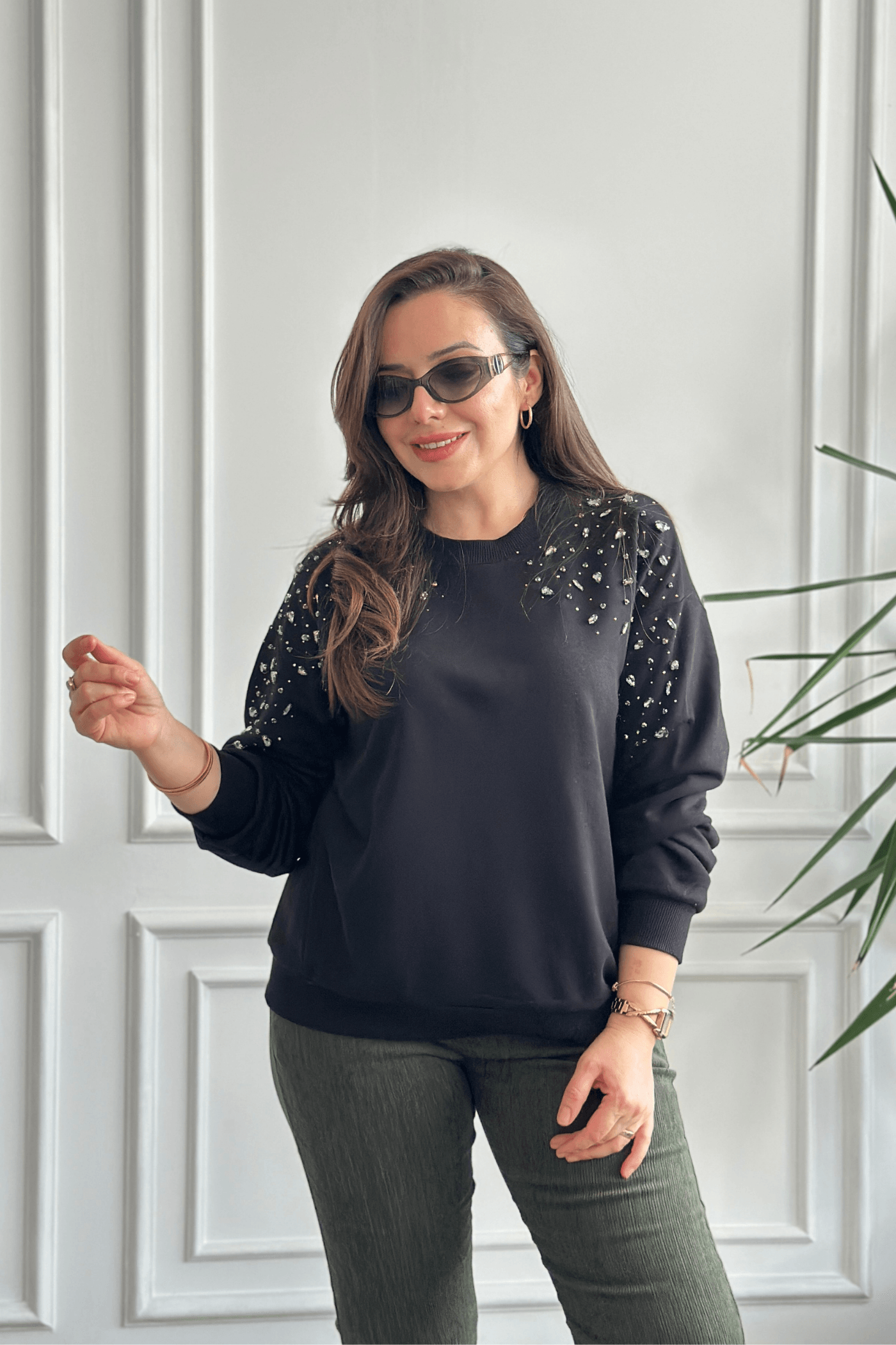 Omuzları Taş İşlemeli Sweat