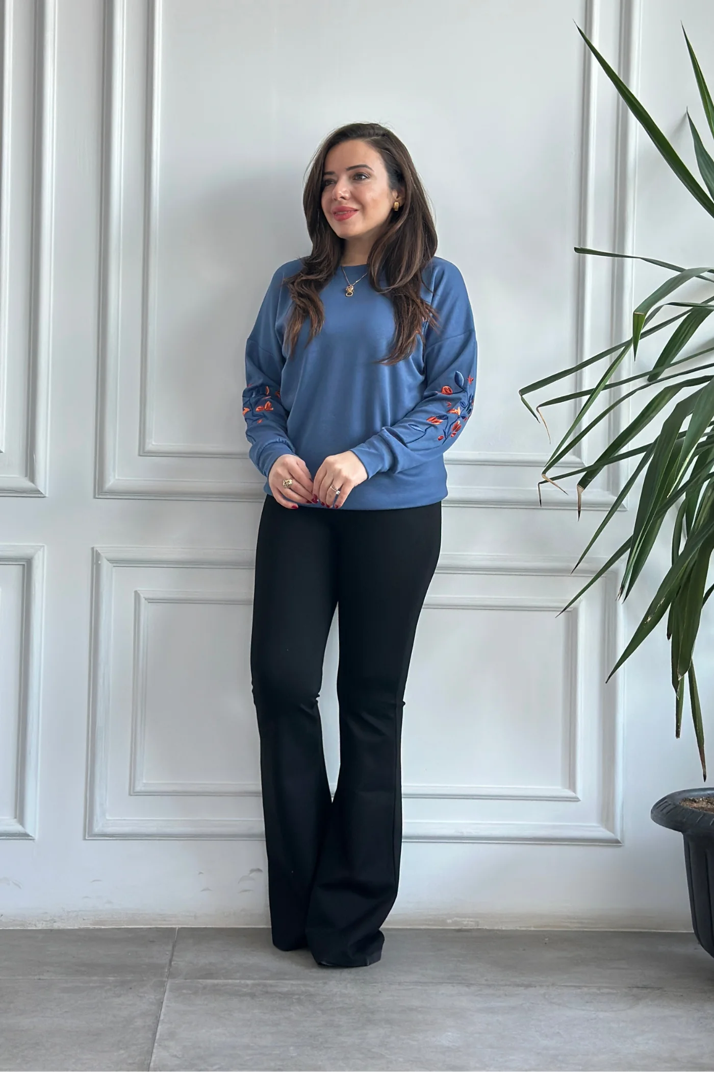 Önü Ve Kolları Nakış İşlemeli Sweat  - INDIGO