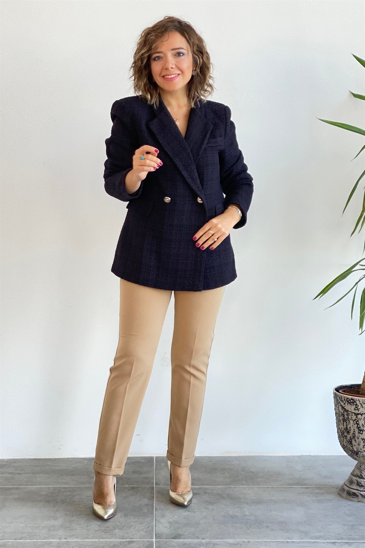 Jakarlı İki Düğmeli Blazer Ceket