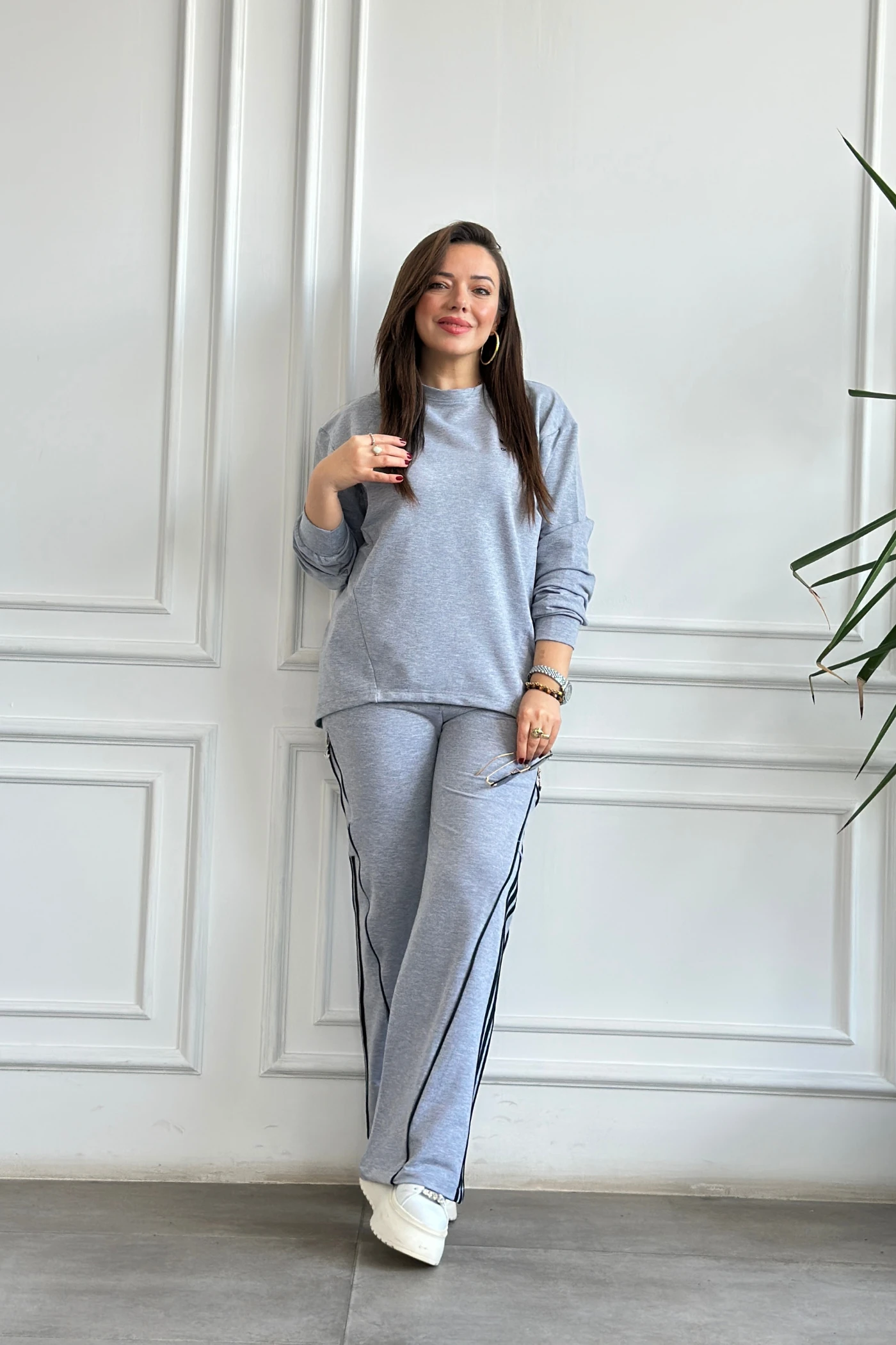 Arkası Ve Paçası Fermuar Detaylı Eşofman Takımı - Gri