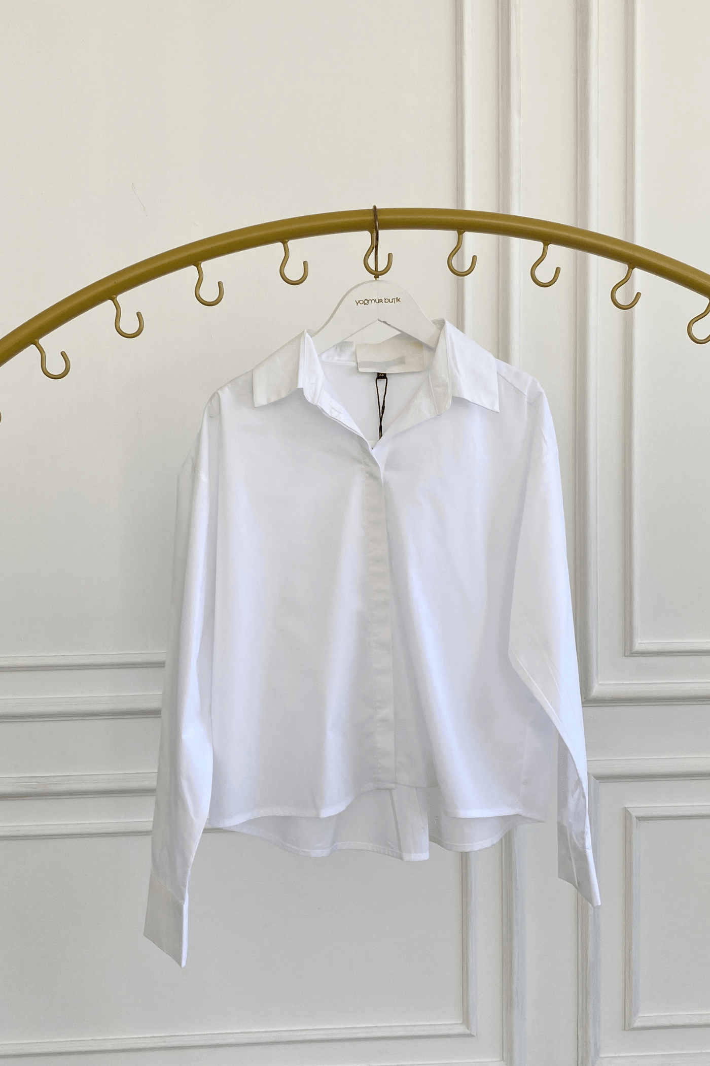 Gizli Düğme Detaylı Pamuk Gömlek