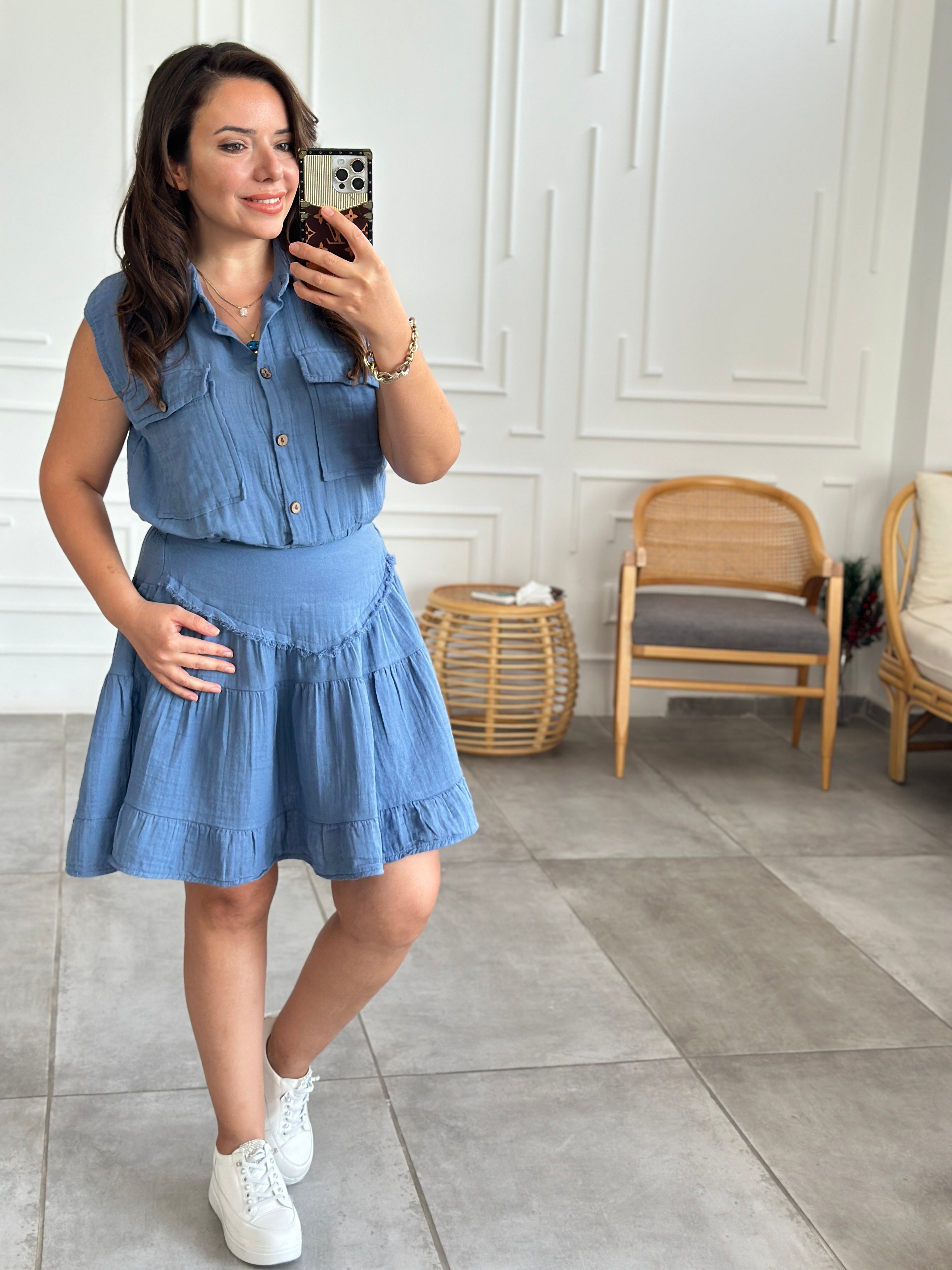 Beli Lastikli Cep Detaylı Kolsuz Müslin Bluz - INDIGO