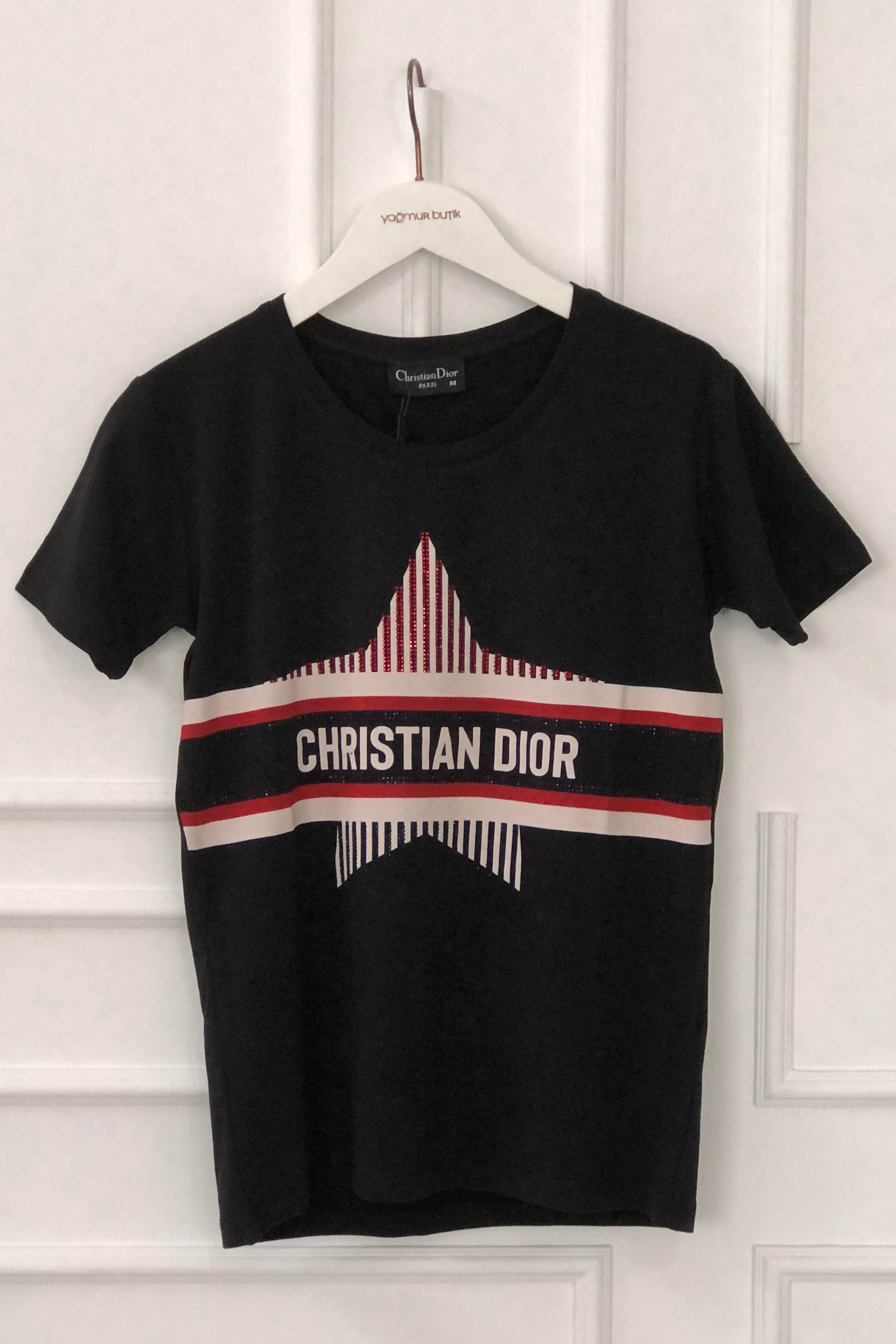Bisiklet Yaka Önü Yazı Ve Taş Detaylı T-Shirt