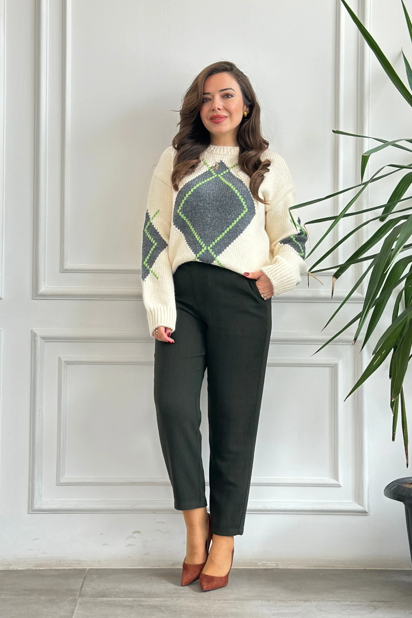 Beli Lastikli Çizgili Havuç Paça Pantolon