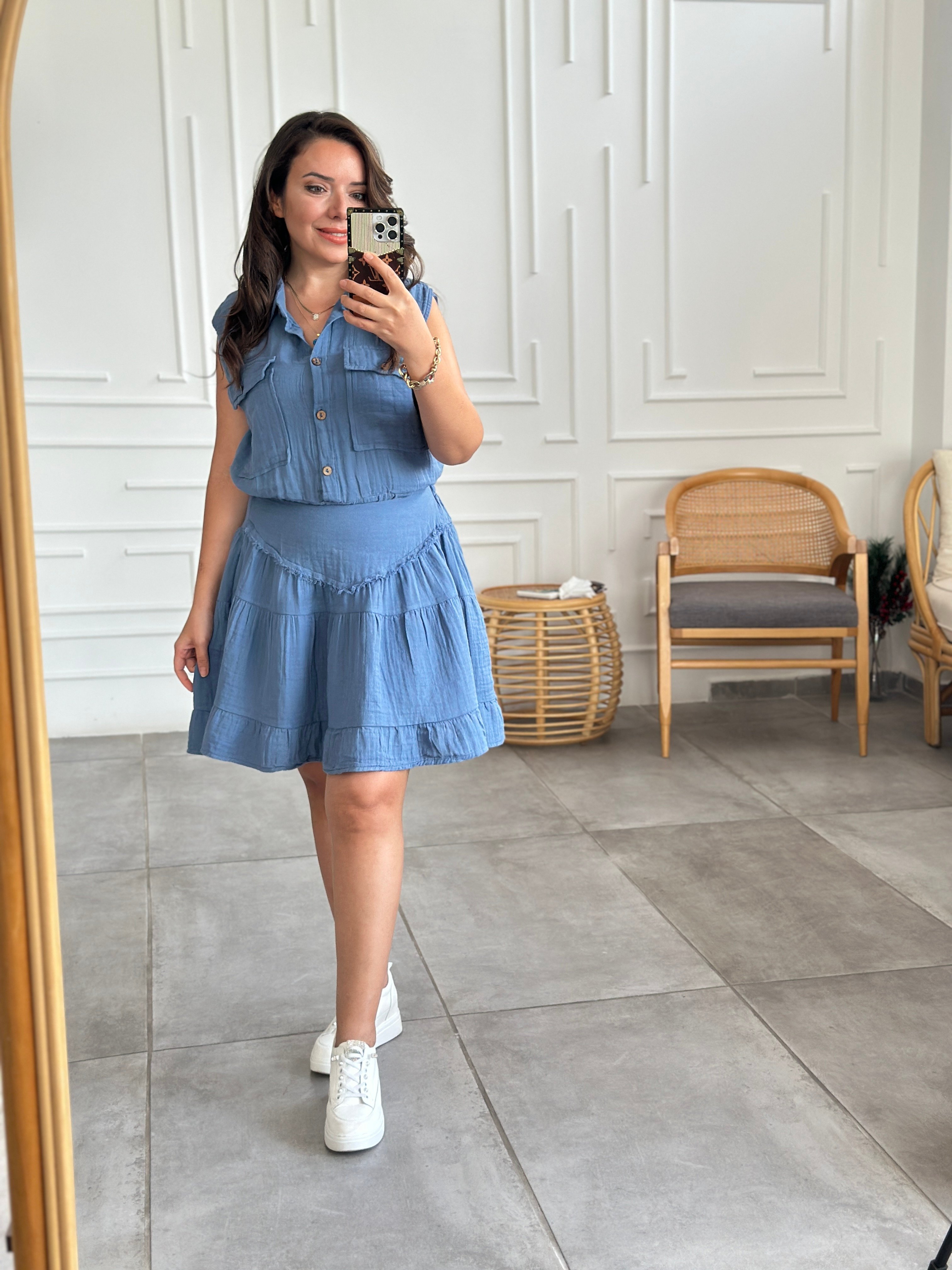 Beli Lastikli Cep Detaylı Kolsuz Müslin Bluz - INDIGO