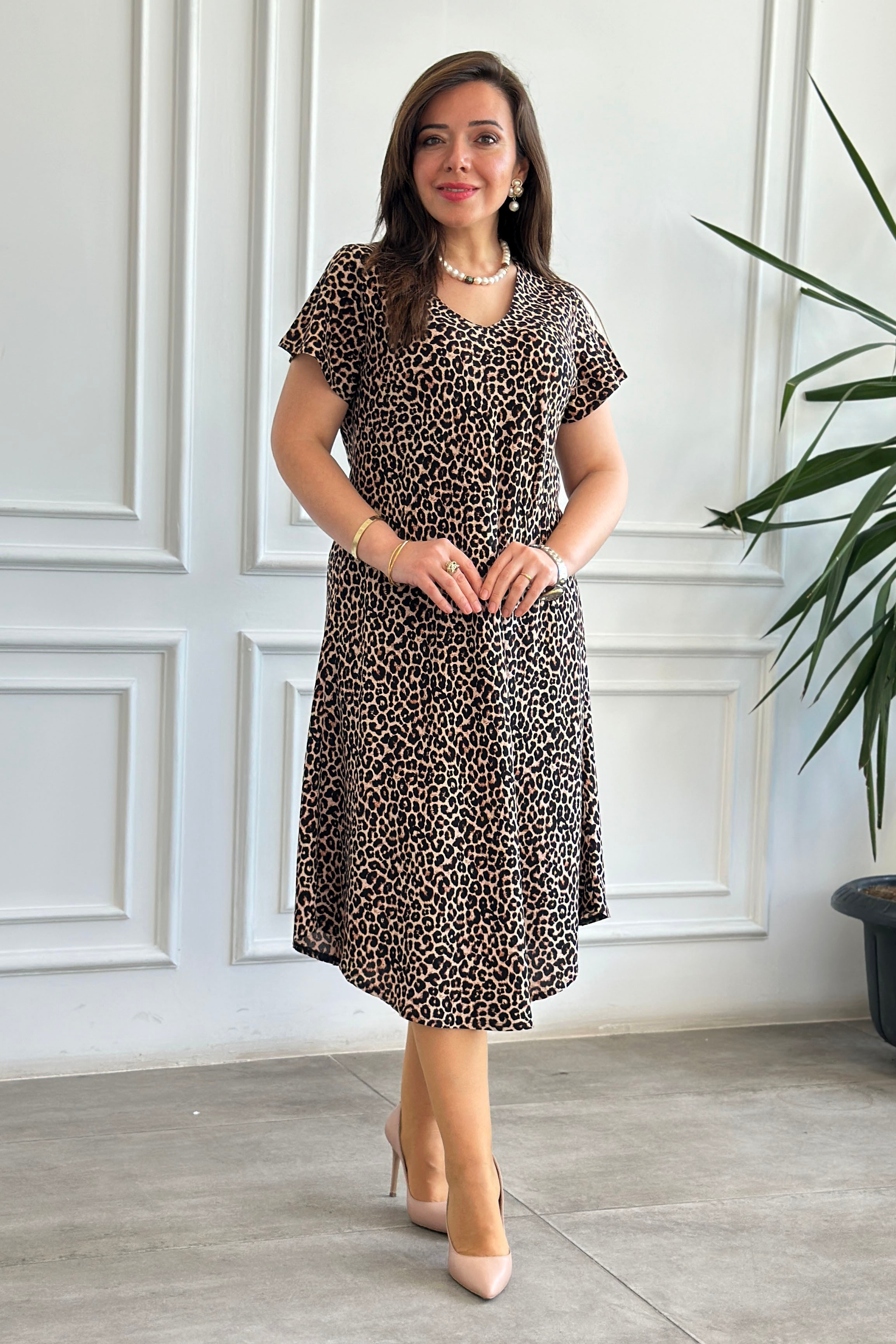 V Yaka Karışık Desenli Viscon Elbise - KAHVERENGI (LEOPAR)