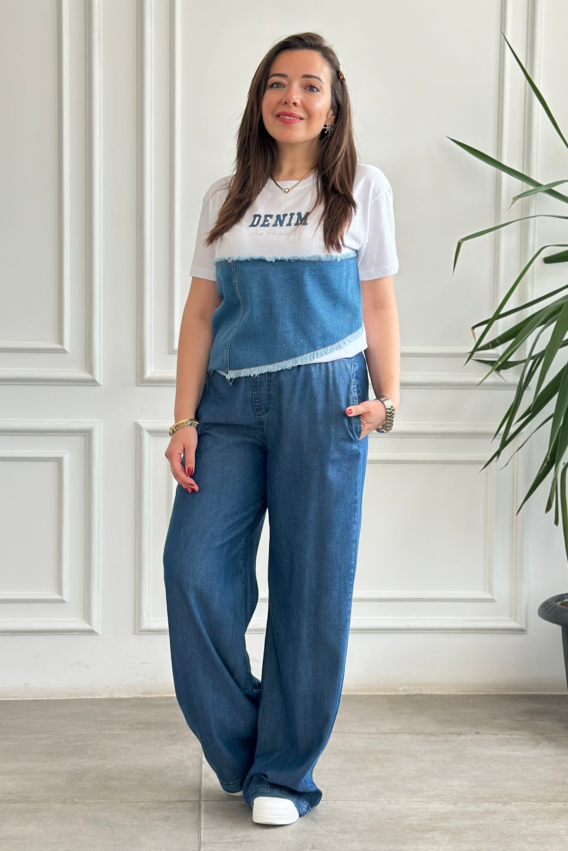 Taşlı Yazı Baskılı Kot Detaylı T-Shirt