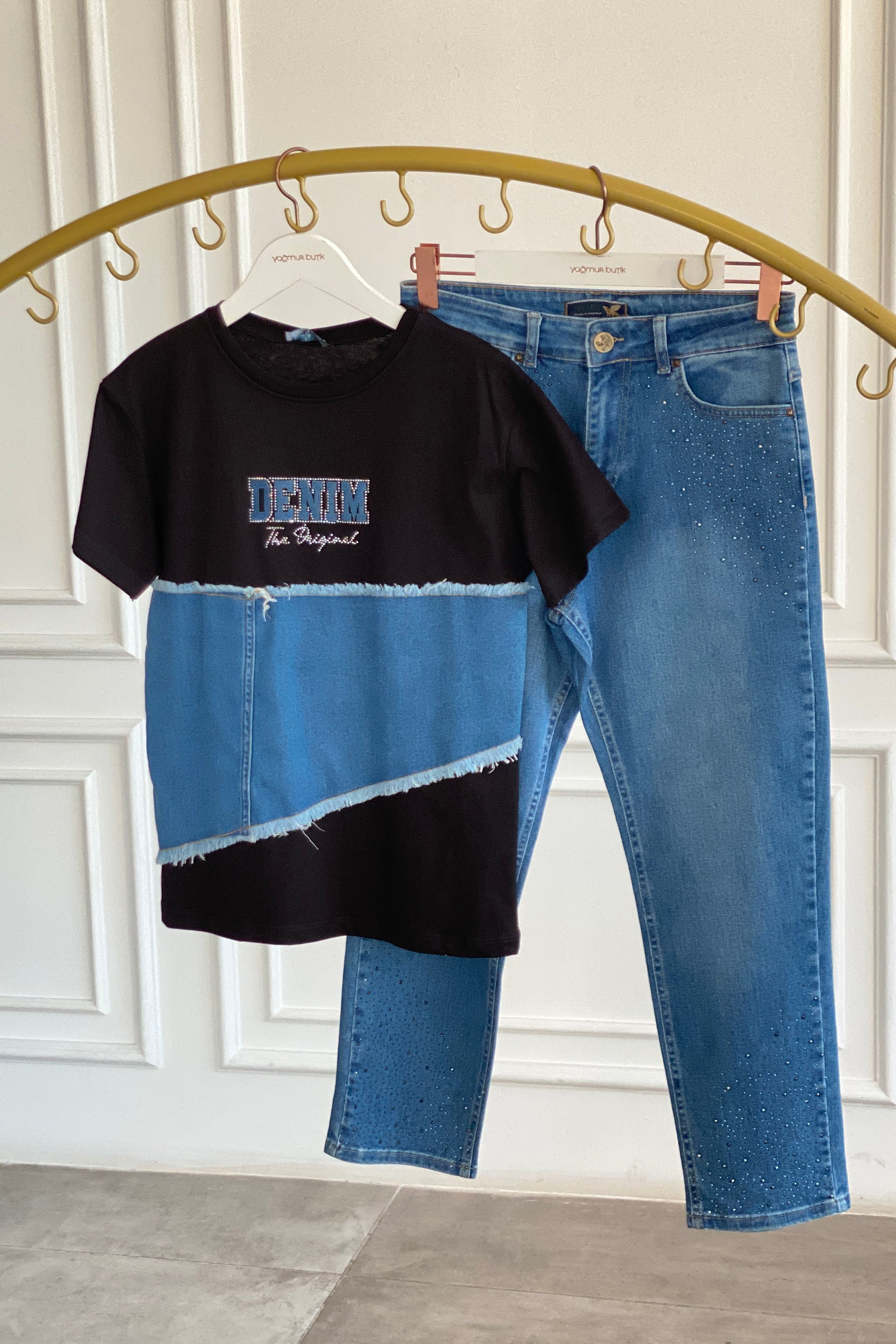 Taşlı Yazı Baskılı Kot Detaylı T-Shirt