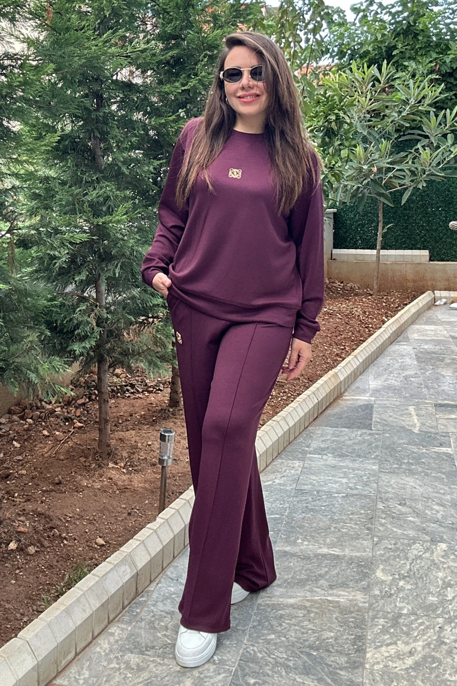 Önü Metal Aksesuarlı Takım