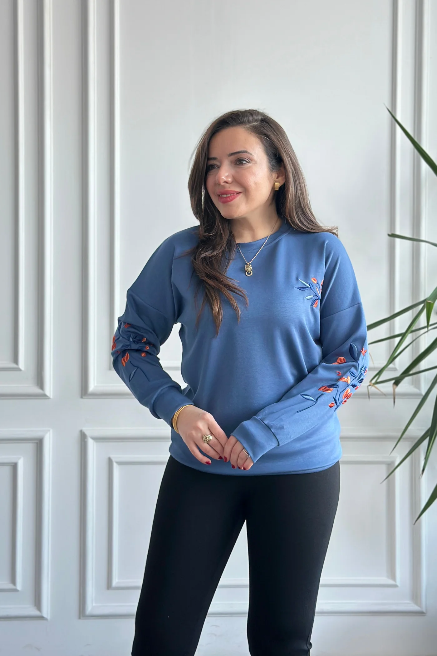 Önü Ve Kolları Nakış İşlemeli Sweat  - INDIGO