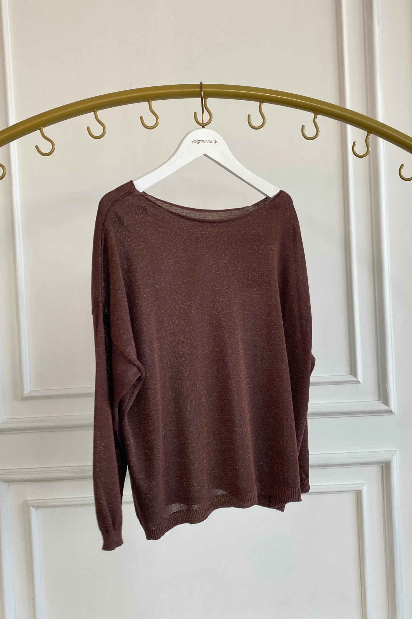 Oval Yaka Simli Triko