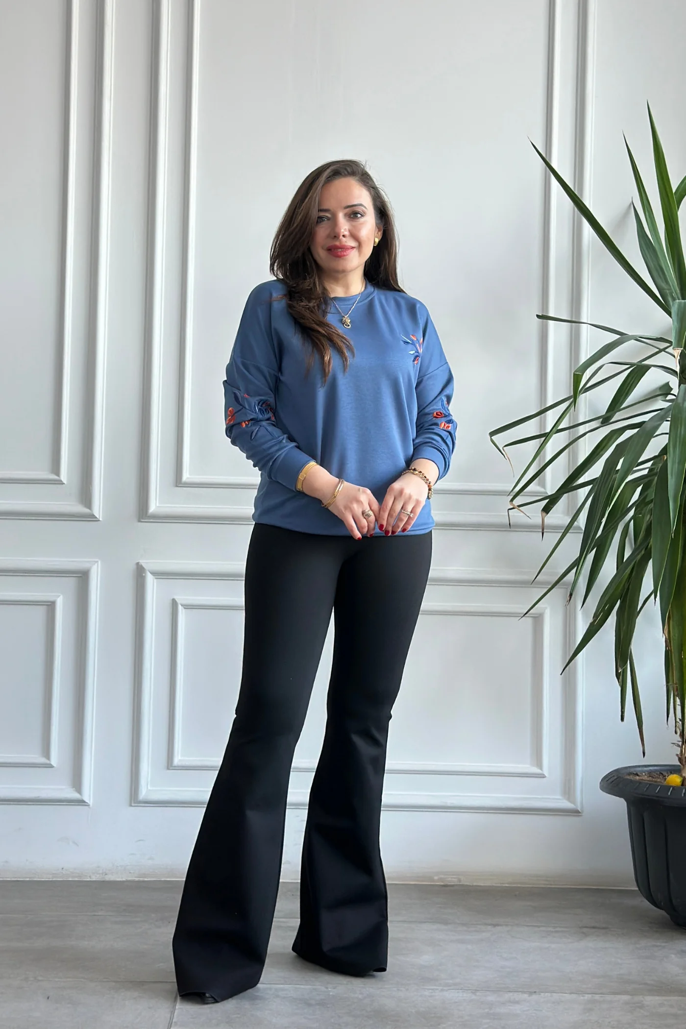 Önü Ve Kolları Nakış İşlemeli Sweat  - INDIGO