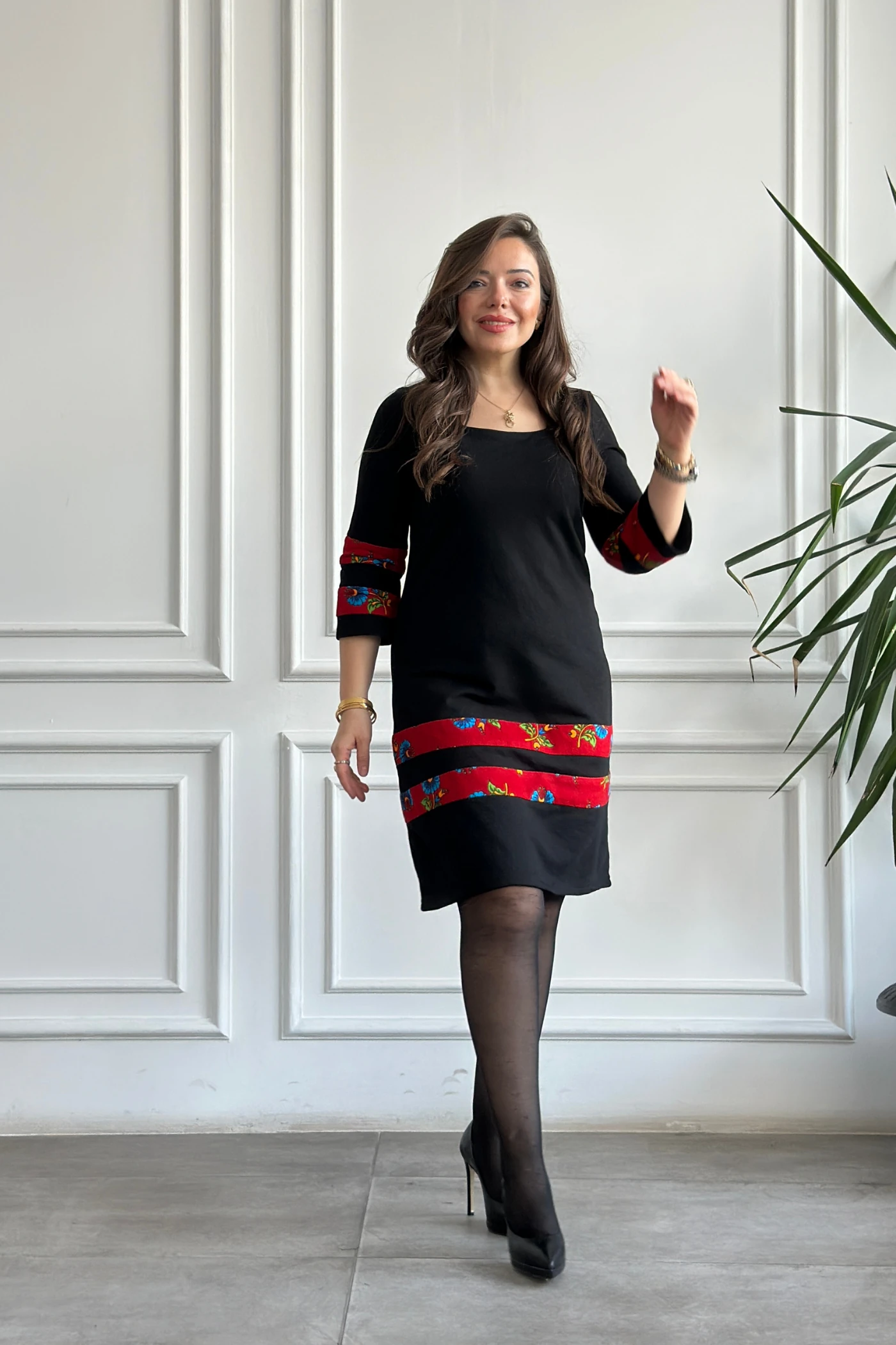 Etek Ve Kol Pazen Detaylı Pamuk Elbise