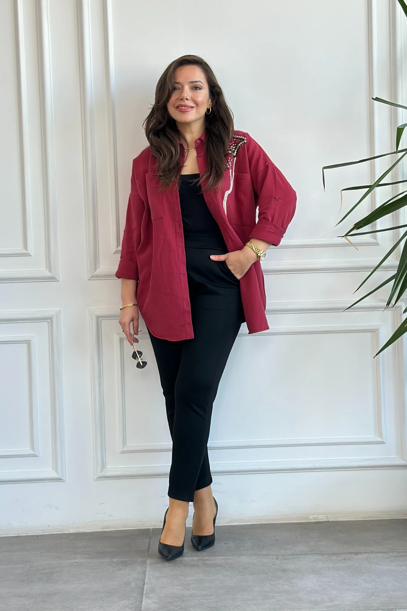 Cebi Çiçek Taş Boncuk İşlemeli Gömlek