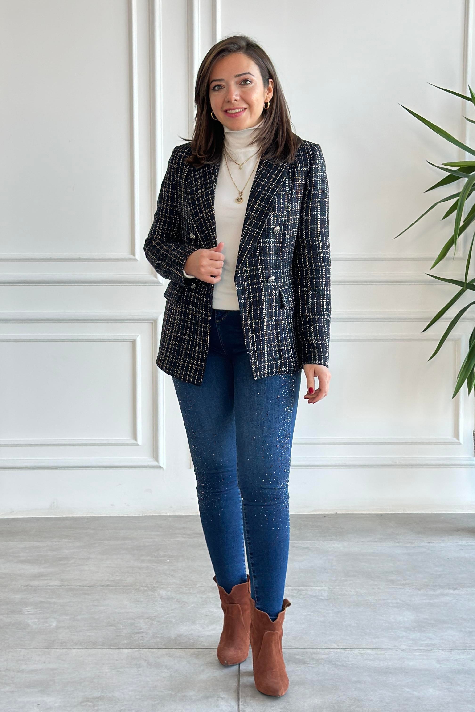 Ekoseli Dört Düğmeli Blazer Ceket