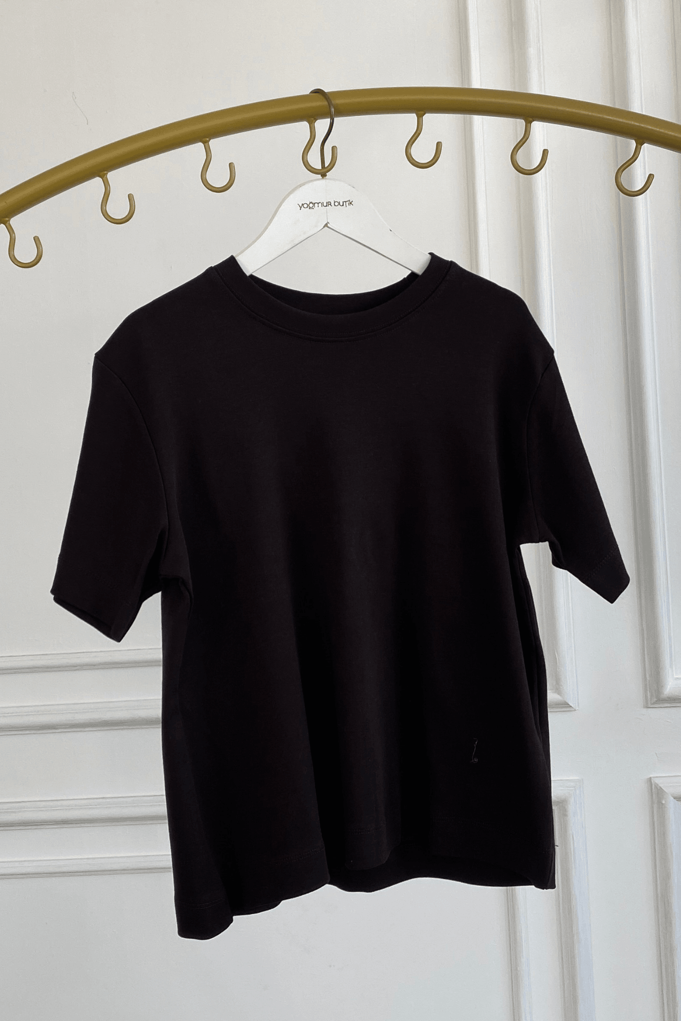 Bisiklet Yaka Kısa Kollu Düz T-Shirt - KAHVERENGI