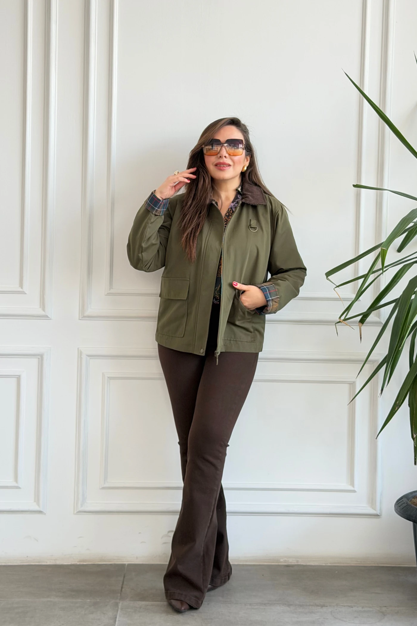 Yakası Kadife Fermuar Detaylı Ceket