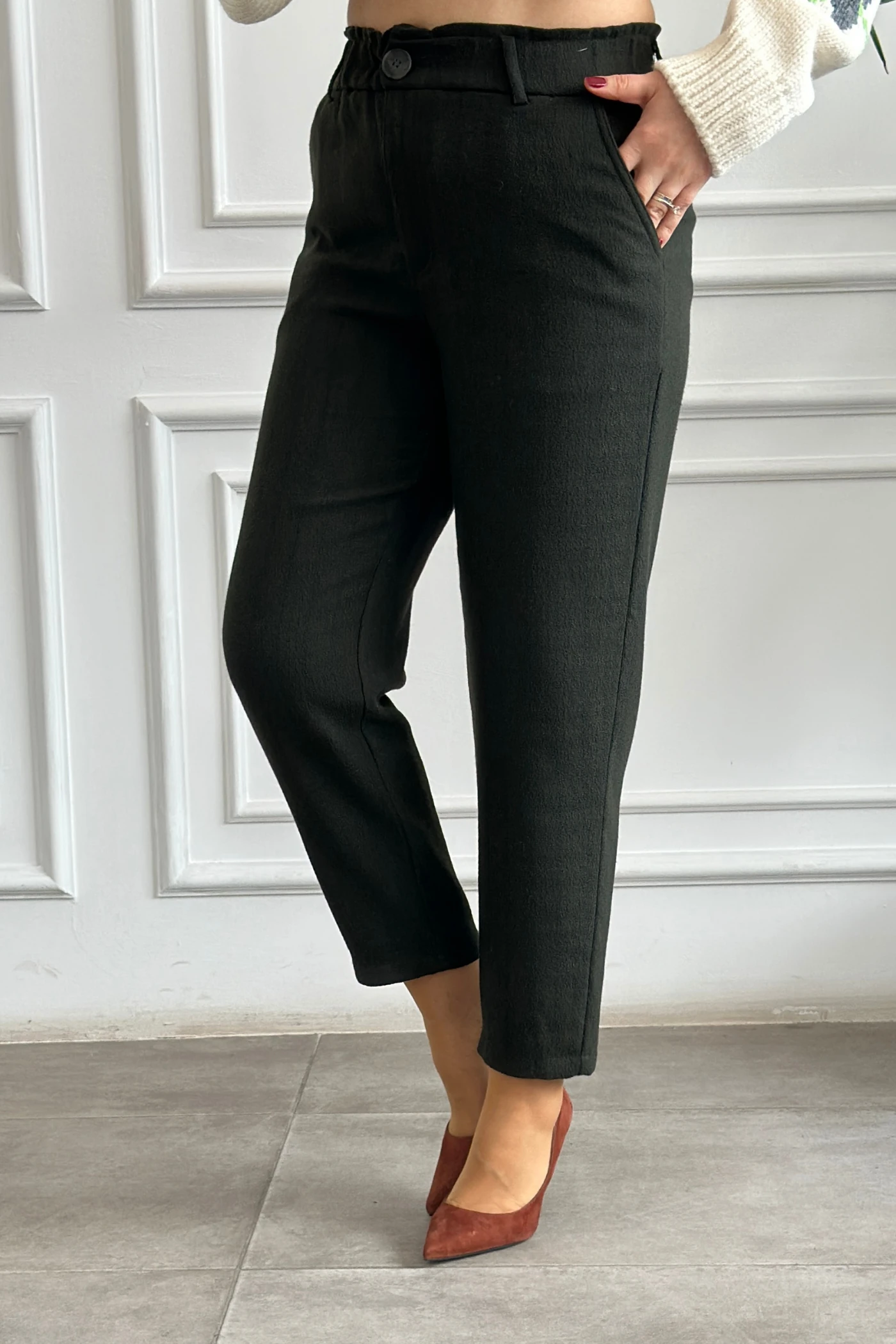 Beli Lastikli Çizgili Havuç Paça Pantolon