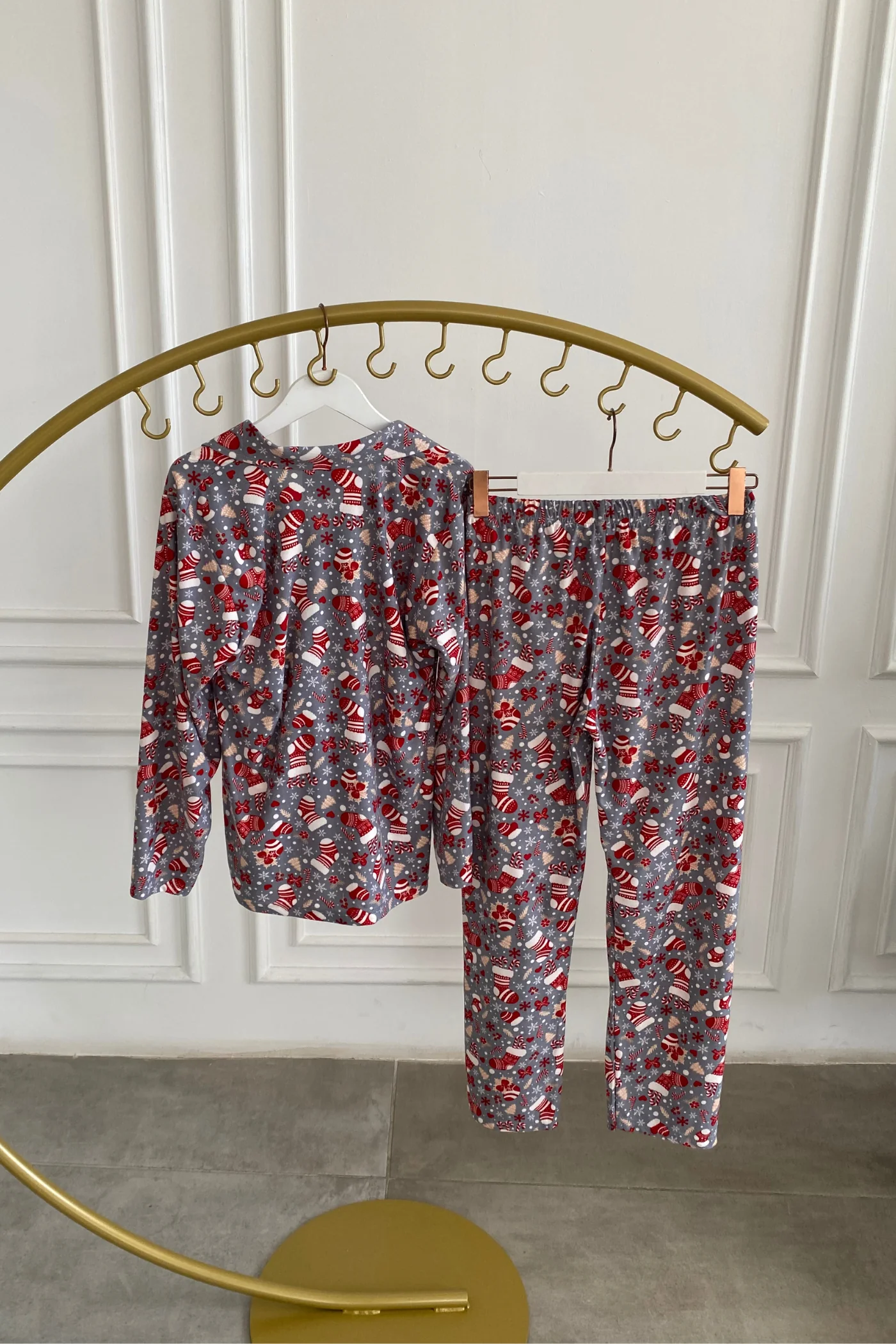 Çorap Desenli Pijama Takımı