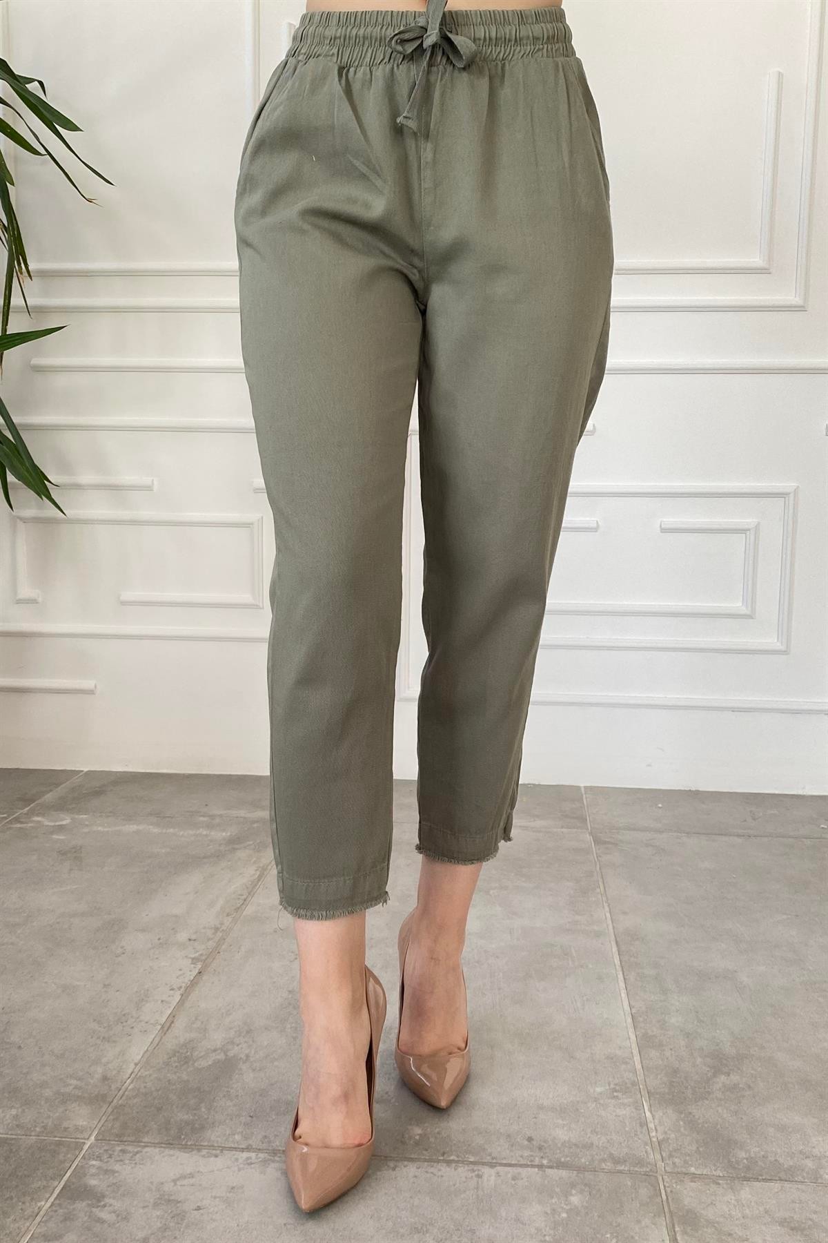 Paçası Püsküllü Beli Lastikli Gabardin Pantolon