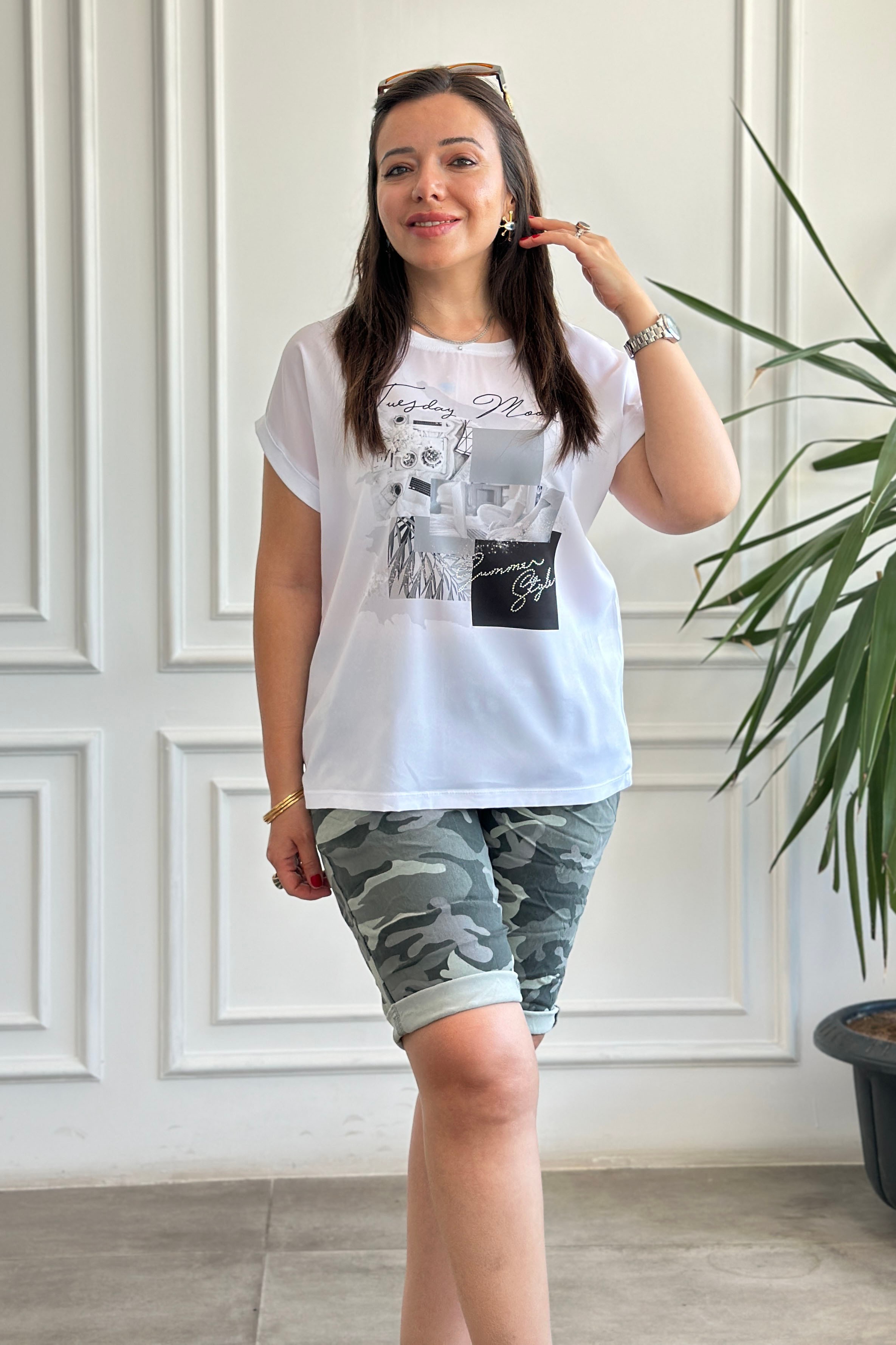 Bisiklet Yaka Önü Baskılı T-Shirt