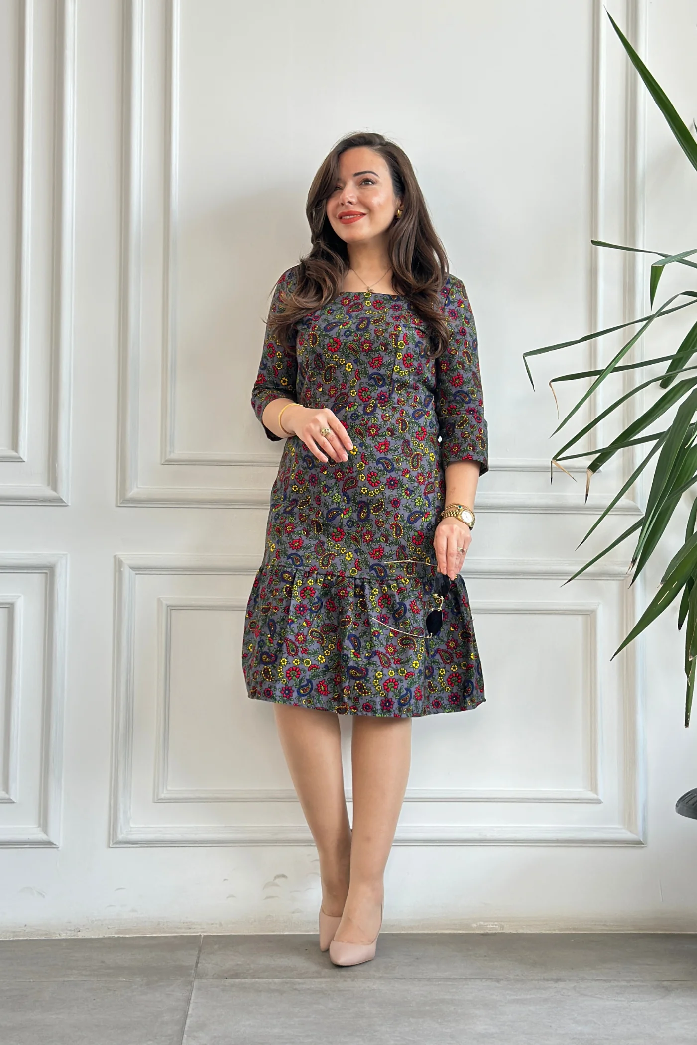 Etek Ucu Fırfırlı Kare Yaka Pazen Elbise - ANTRASIT