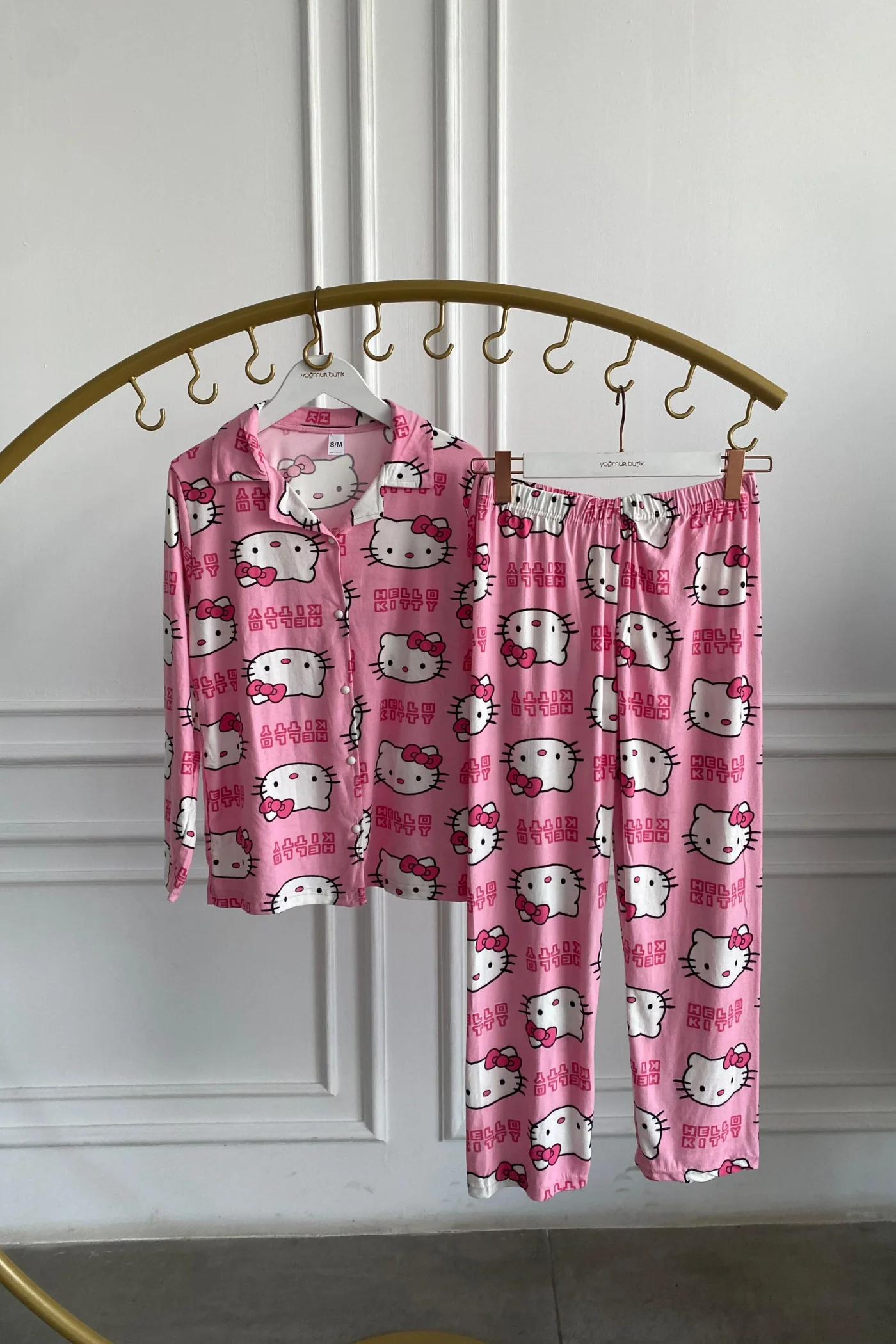 Kedi Desenli Pijama Takımı