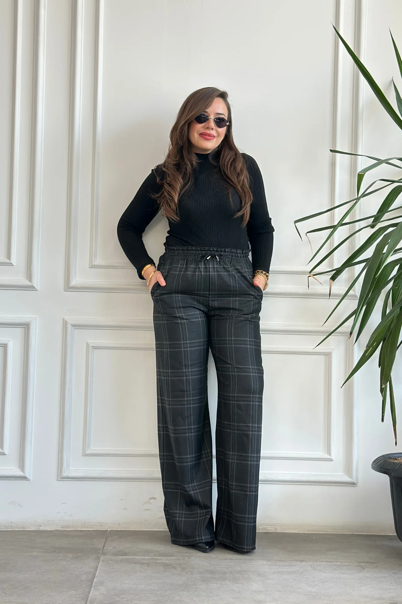 Beli Lastikli Ekose Detaylı Bol Paça Pantolon