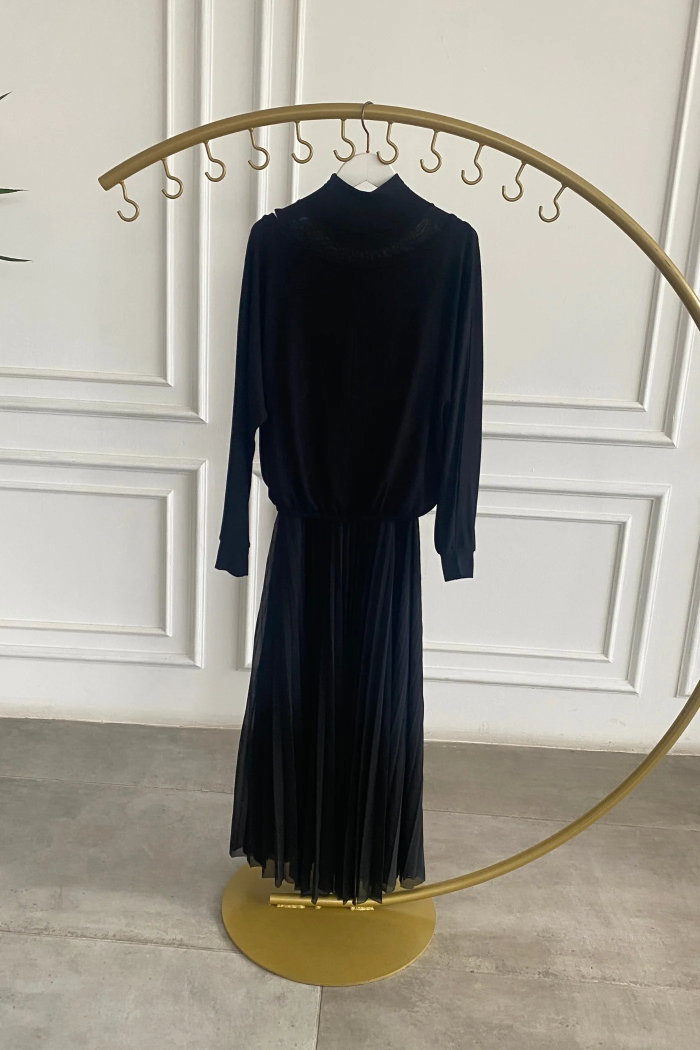 Bluz Detaylı Eteği Tül Pileli Elbise