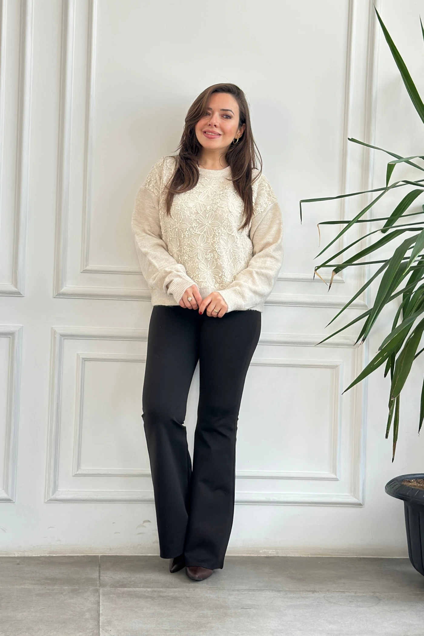 Tül Detaylı Triko Kazak