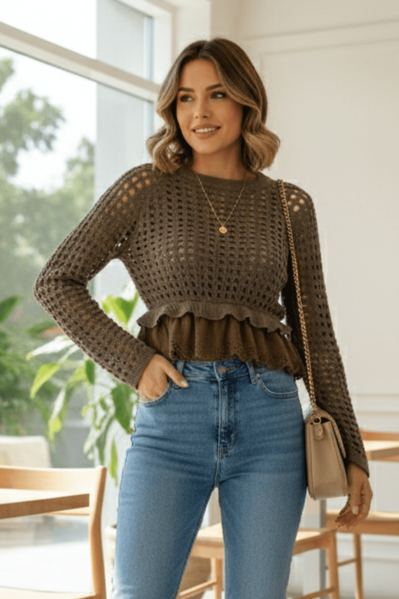 Brode Detaylı Triko 