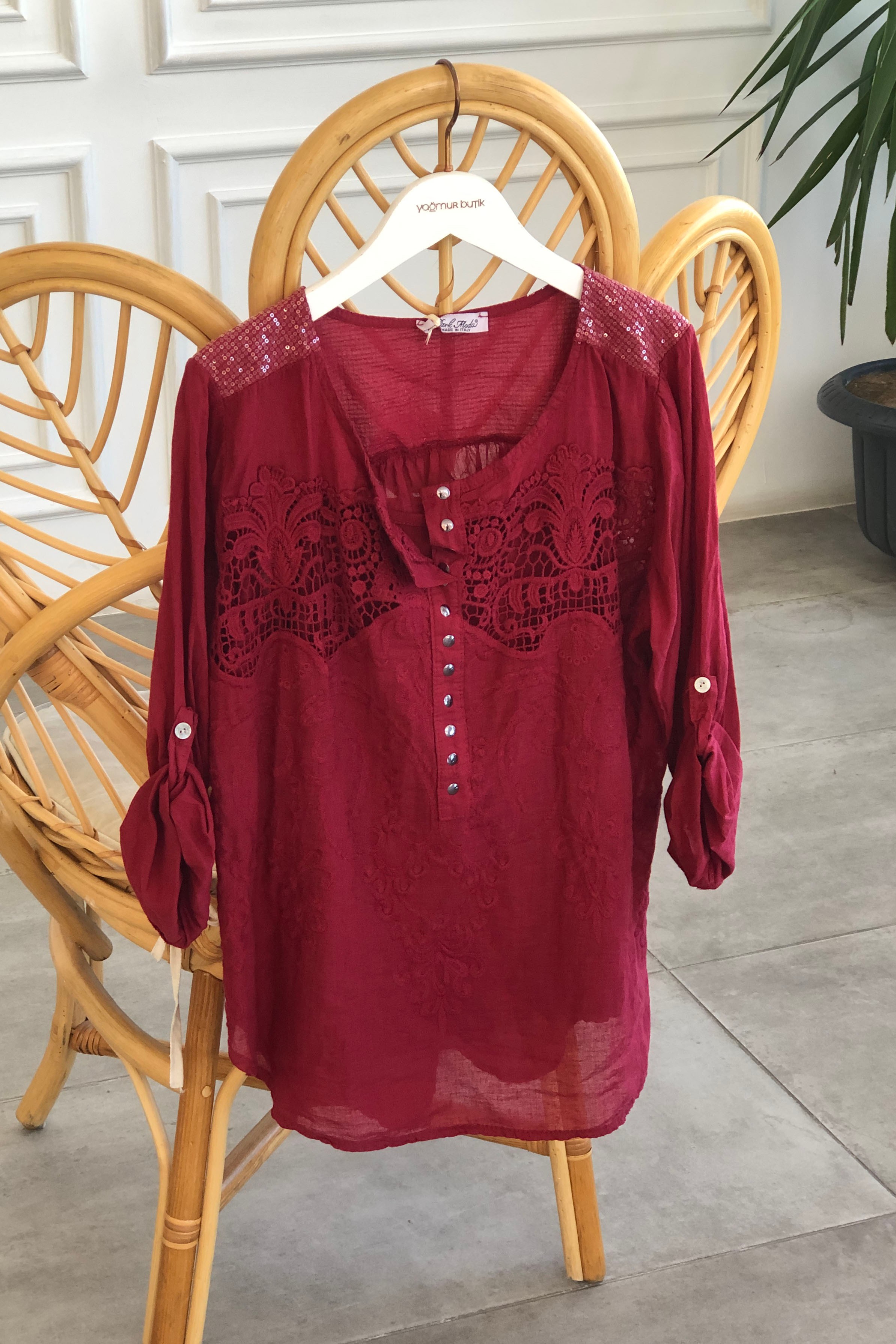 Pul Detaylı Dantelli İç Atletli Bluz - BORDO