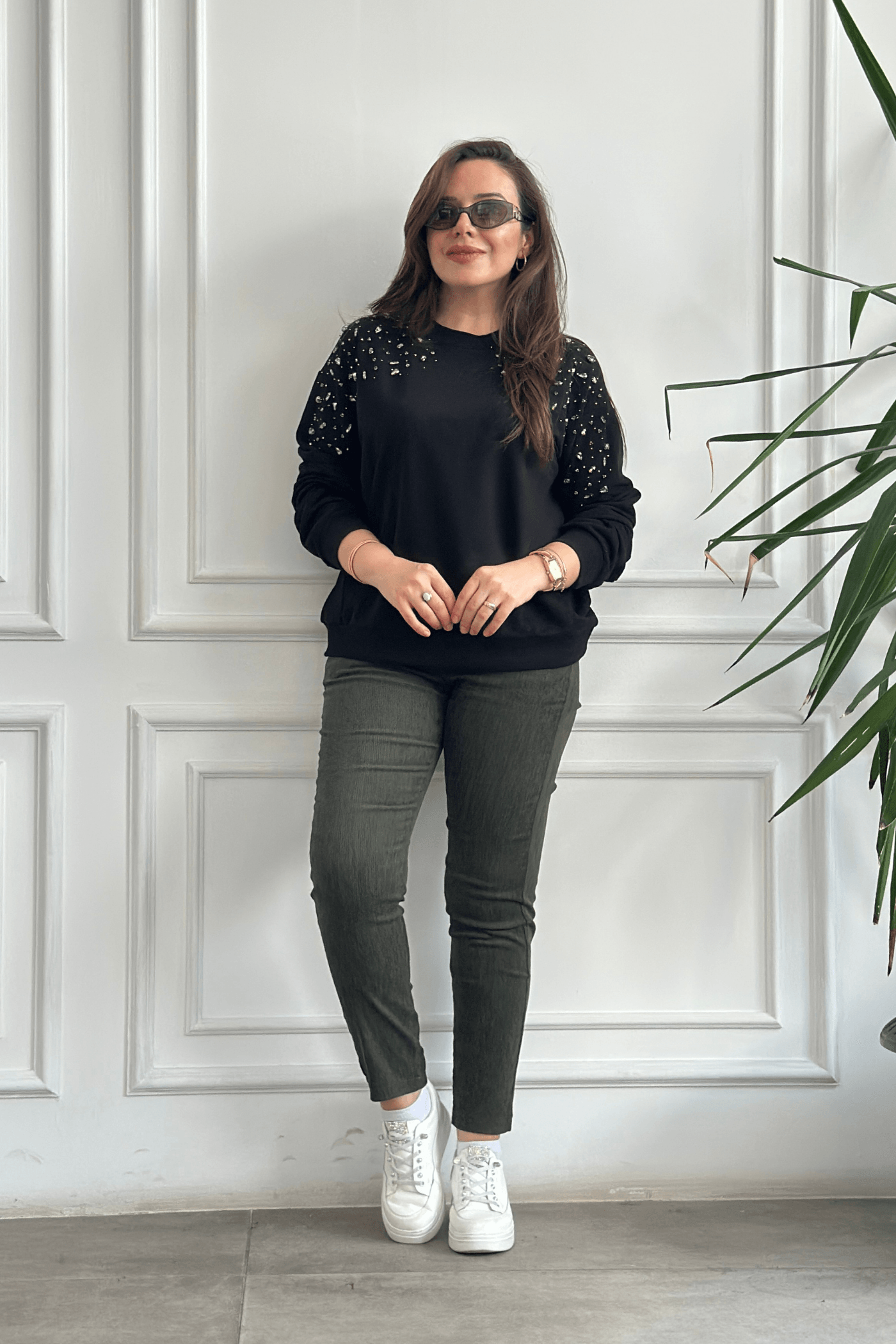 Omuzları Taş İşlemeli Sweat
