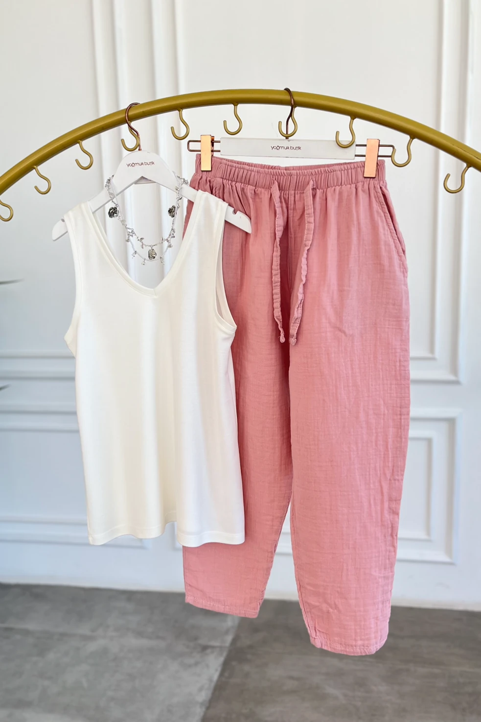 Havuç Paça Müslin Pantolon - PUDRA