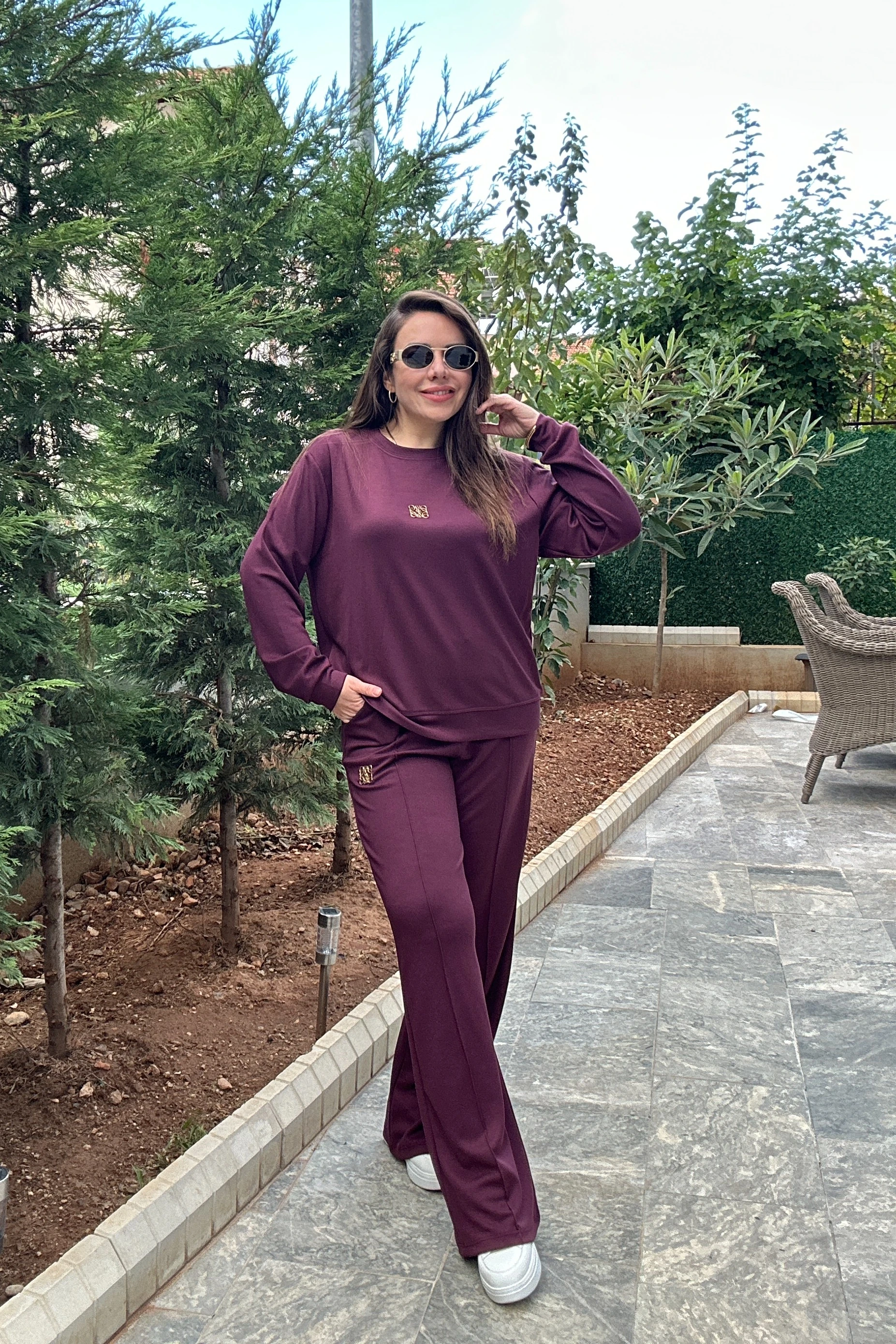 Önü Metal Aksesuarlı Takım