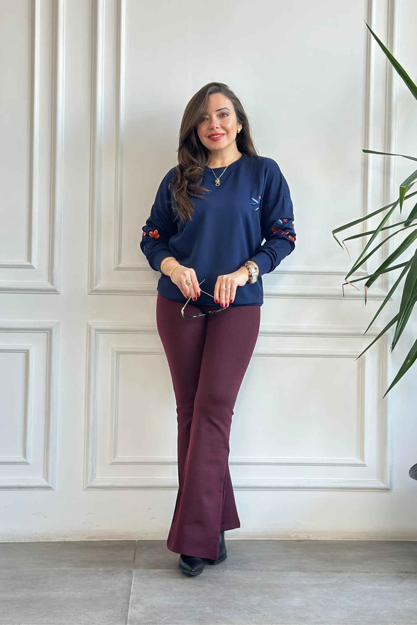 Önü Ve Kolları Nakış İşlemeli Sweat 