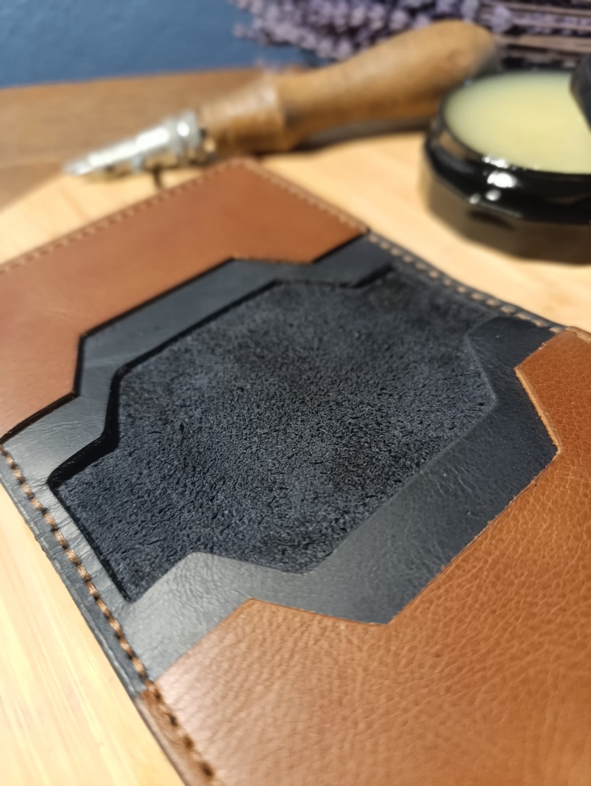 %100 Hakiki Deri Erkek Cüzdanı – Çok Gözlü Kartlık & Para Bölmeli – Highland Leather