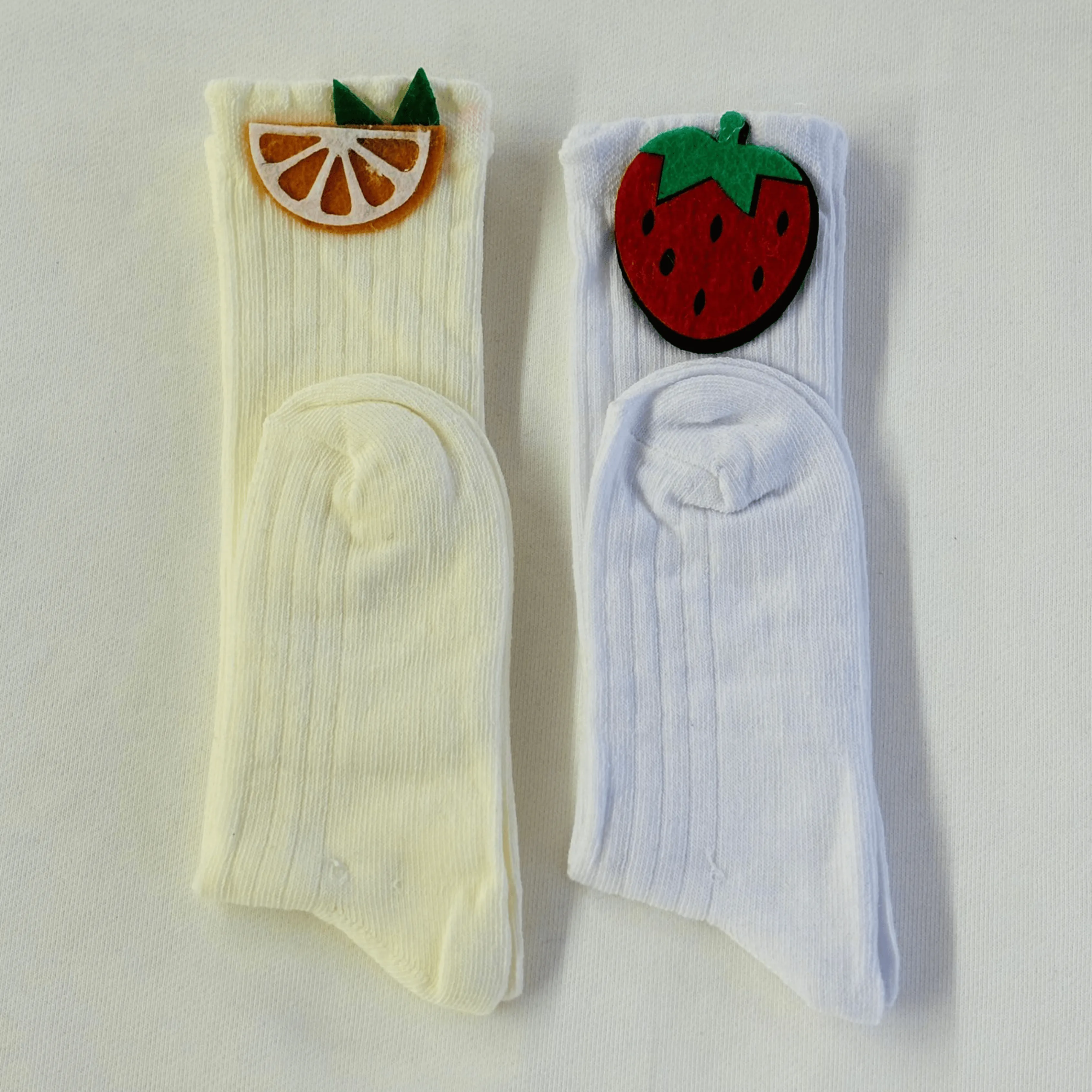 Kız Çocuk 2 Adet Dize Kadar Çorap